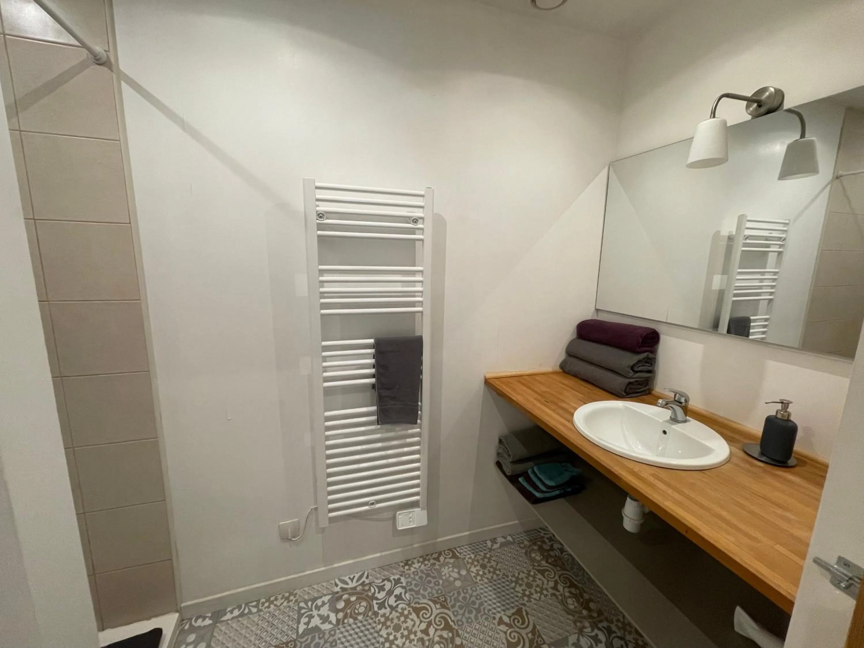 Shower in Gîte Le Salon de Musique