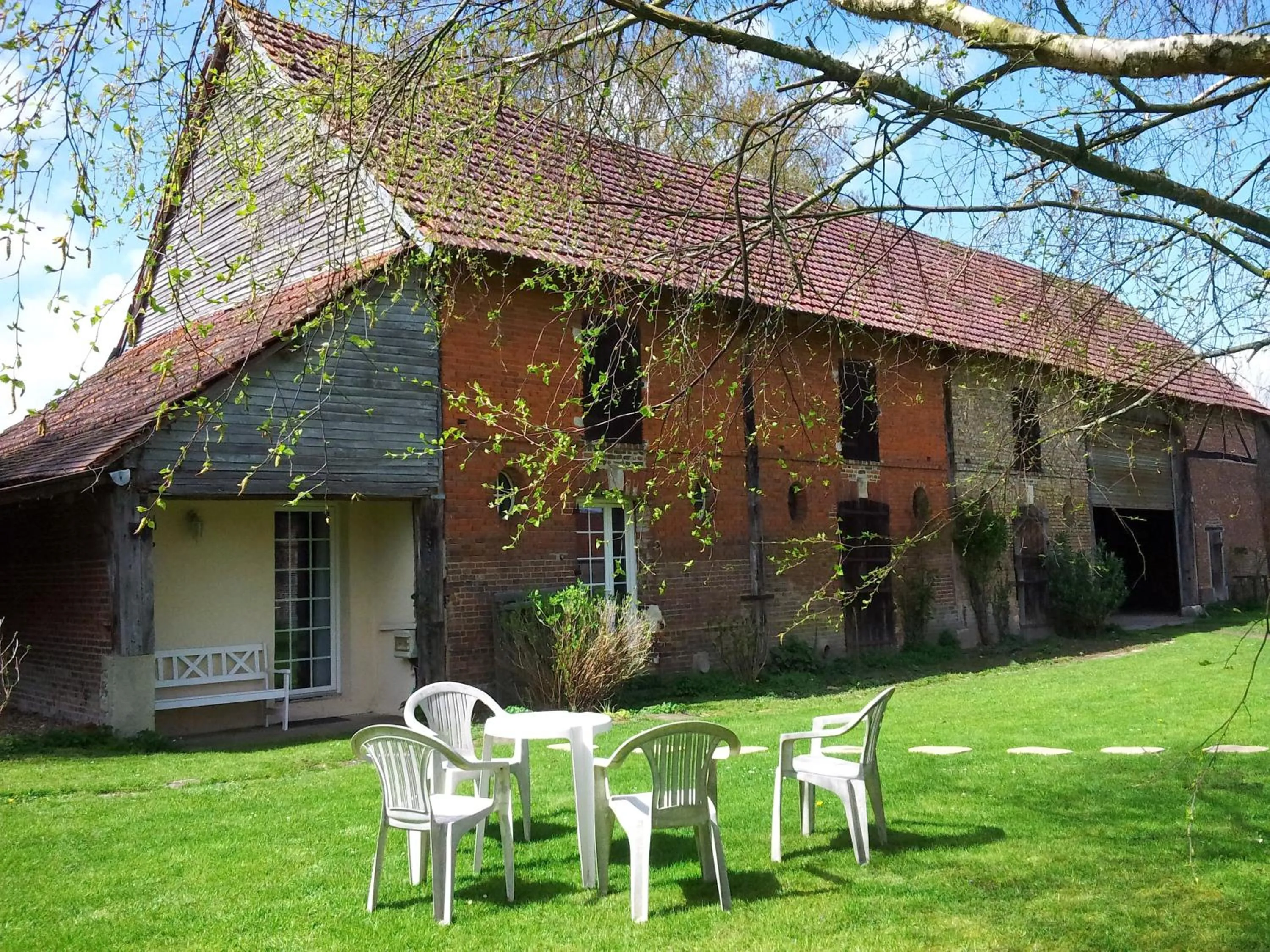 Patio in Gîte Le Salon de Musique