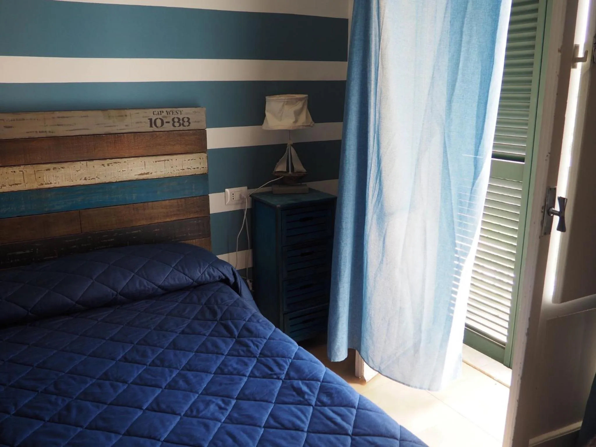 Bed in Il Vecchio e Il Mare Maratea