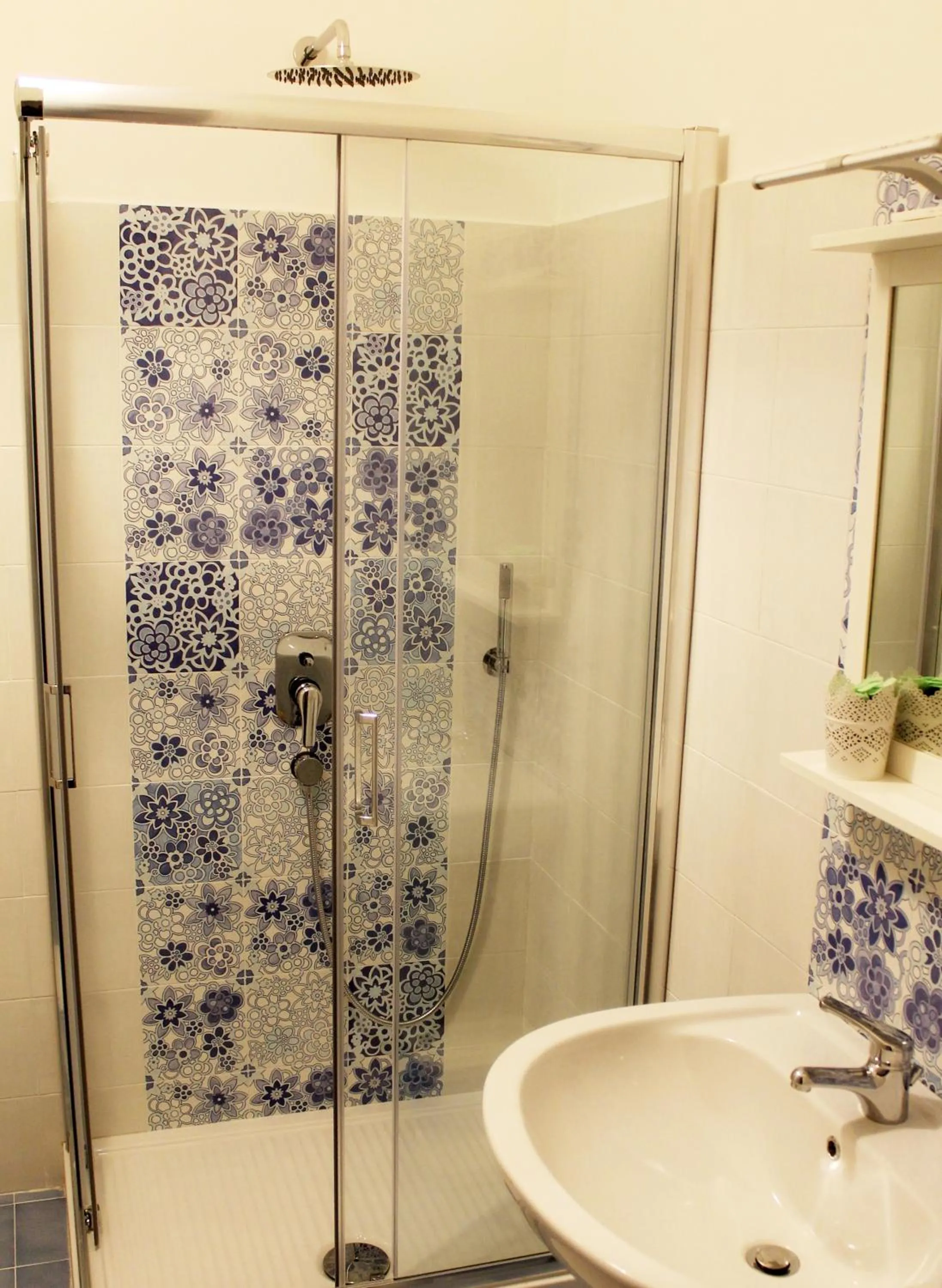 Bathroom in Il Vecchio e Il Mare Maratea