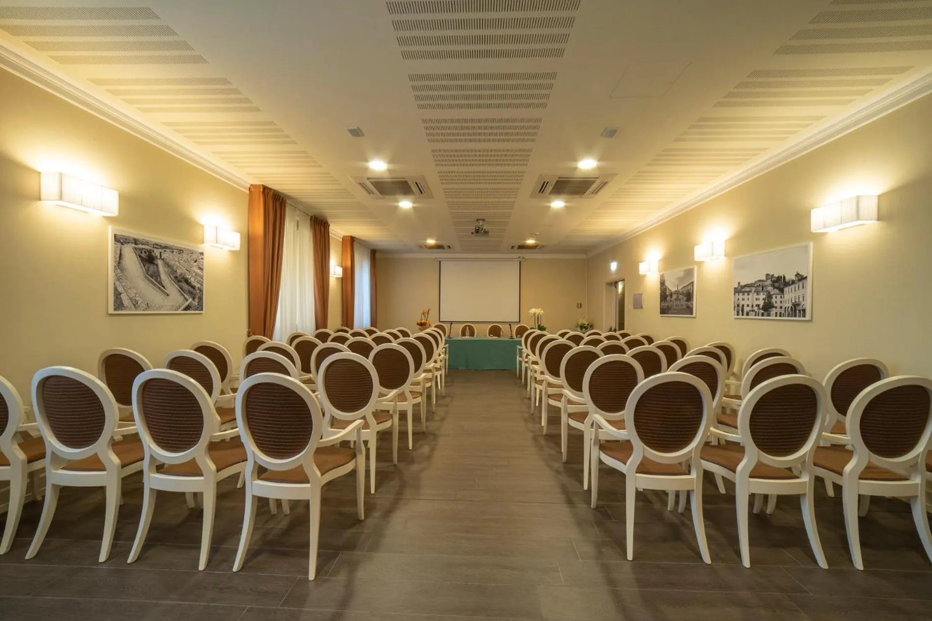Meeting/conference room in Hotel Palazzo San Lorenzo & Spa