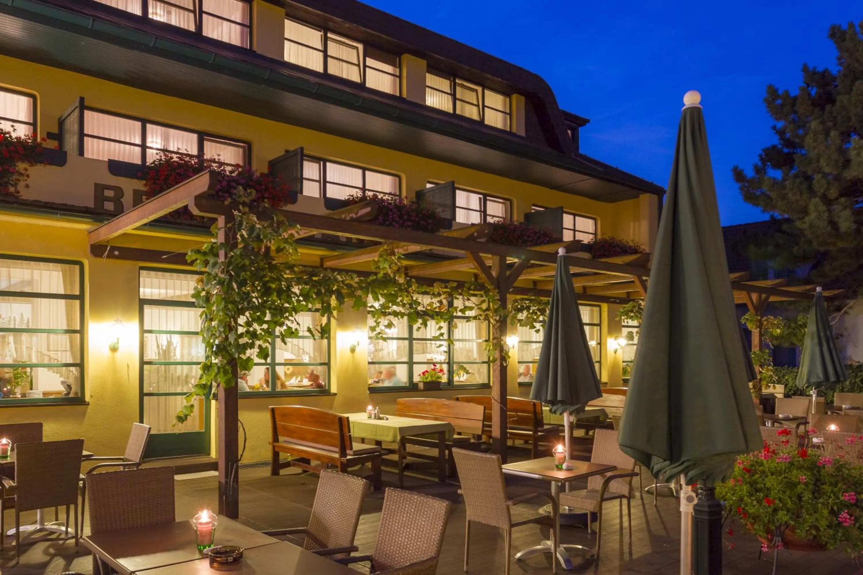 Property building in Burgenländerhof Hotel Garni