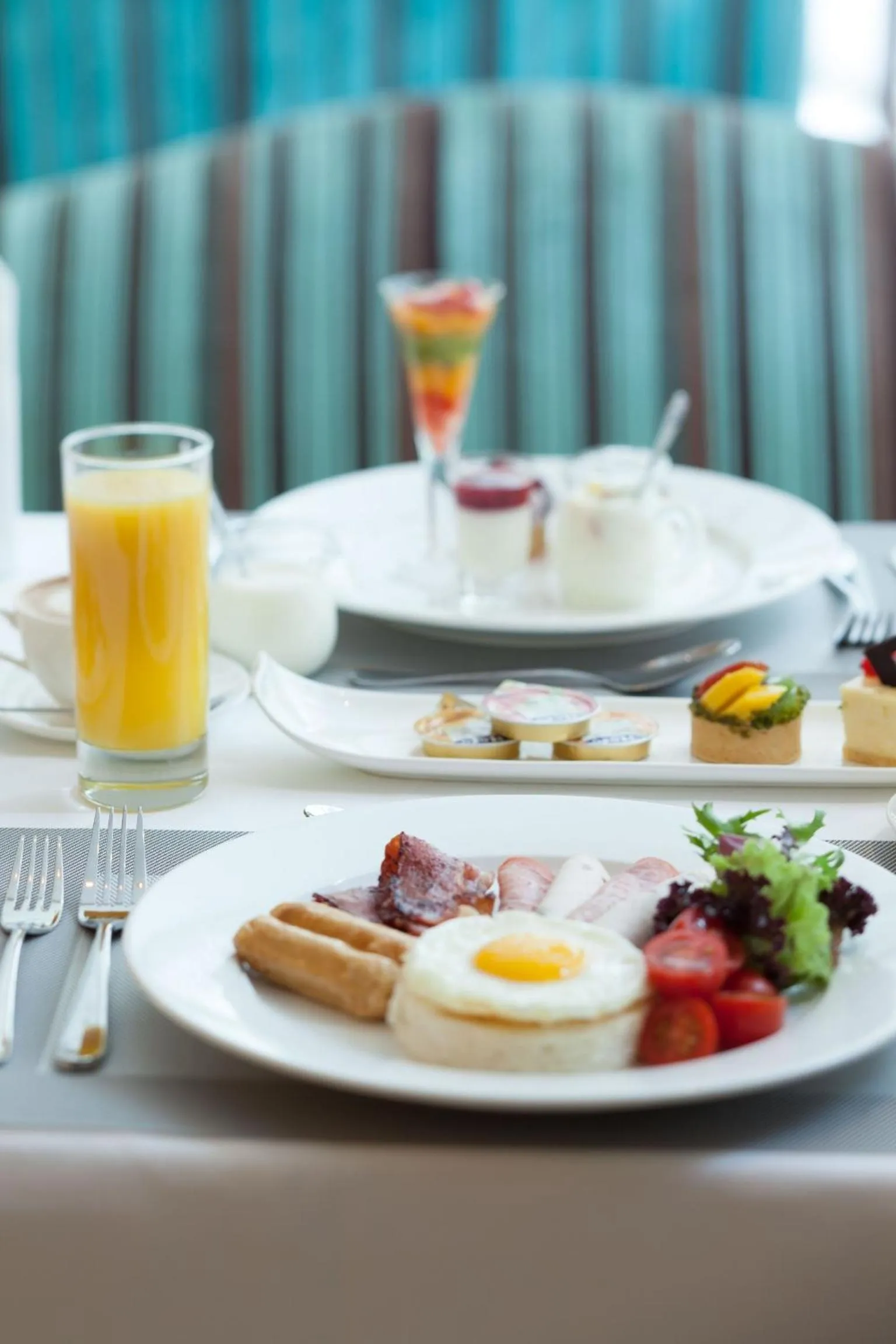 Restaurant/places to eat in Sky Fortune Boutique Hotel Shanghai