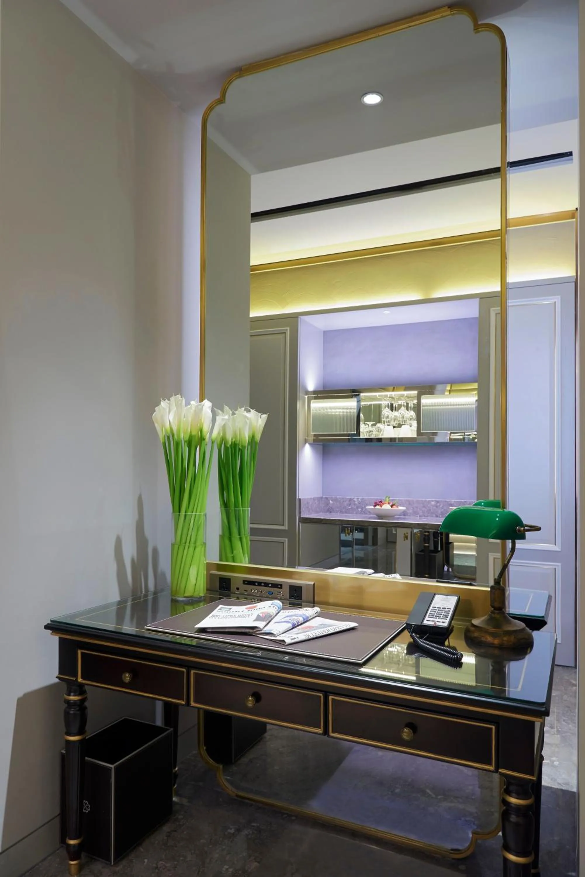 Kitchen/Kitchenette in Sky Fortune Boutique Hotel Shanghai