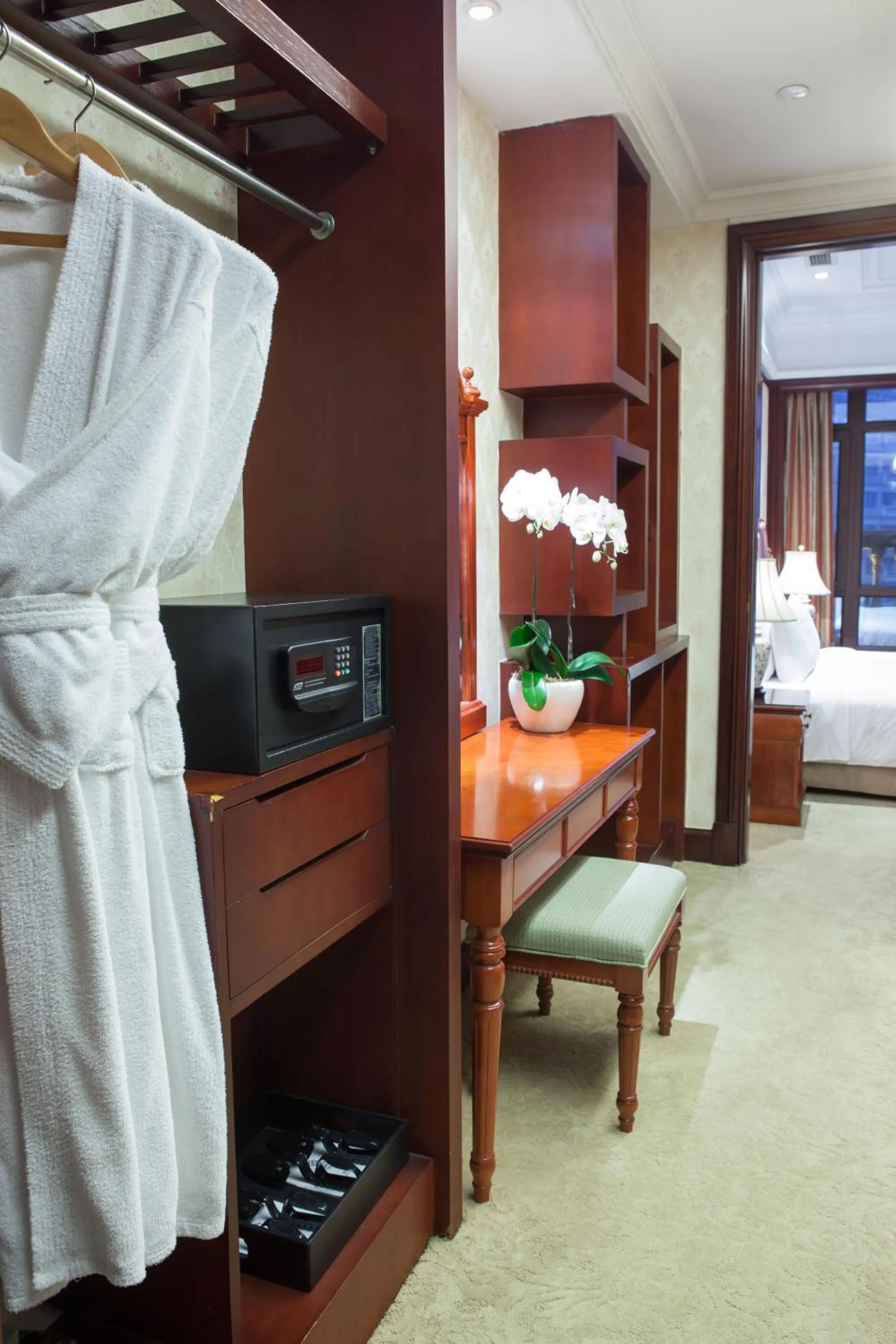 TV/Entertainment Center in Sky Fortune Boutique Hotel Shanghai