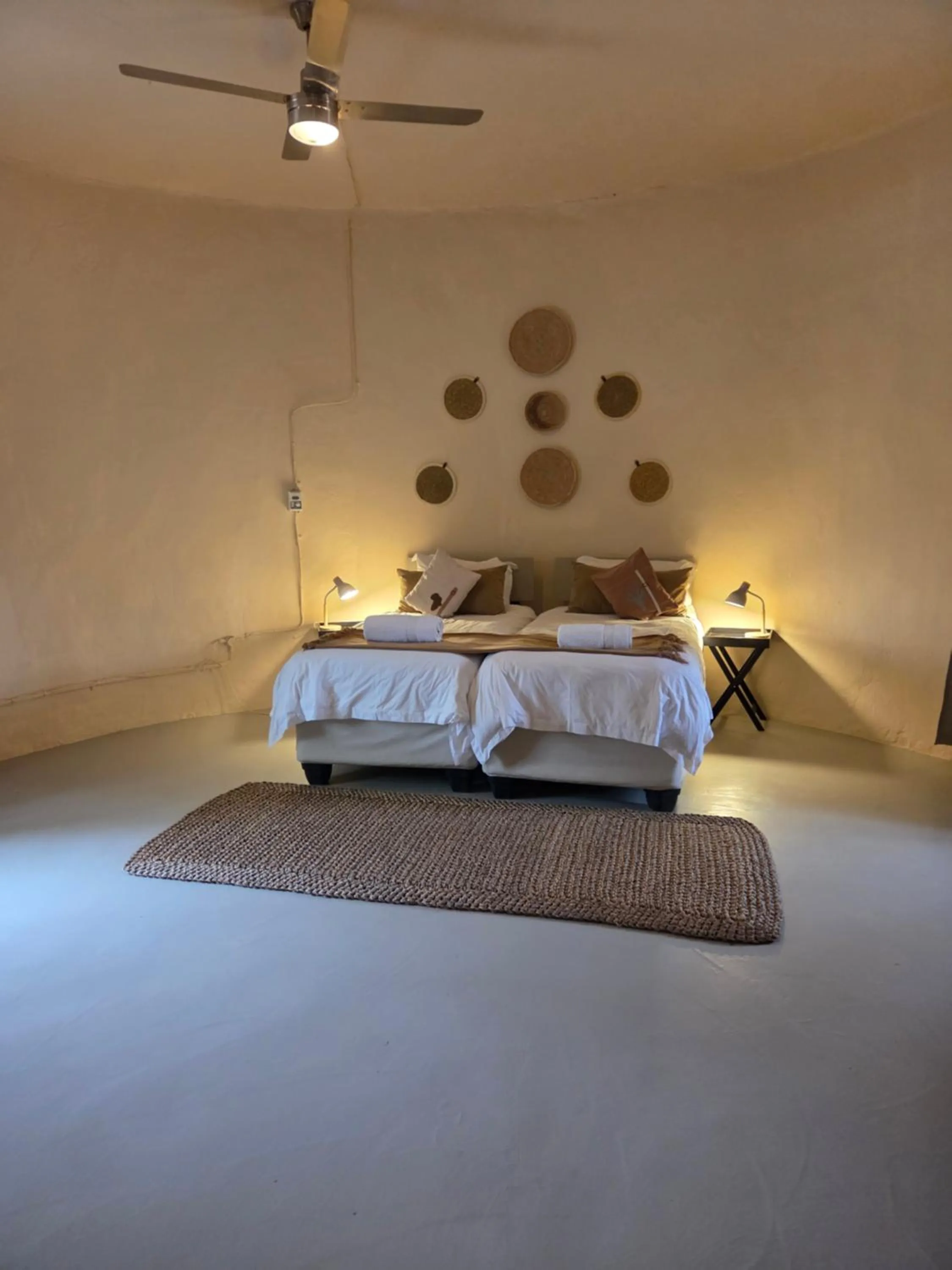 Bed in Three Bridges B&B