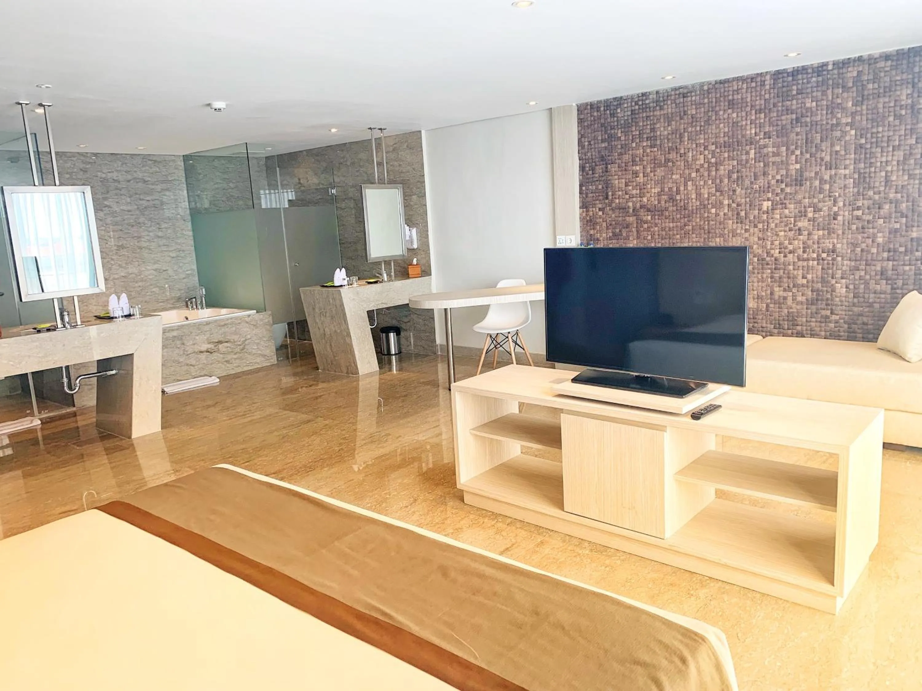 Bathroom in Hotel Daun Bali Seminyak