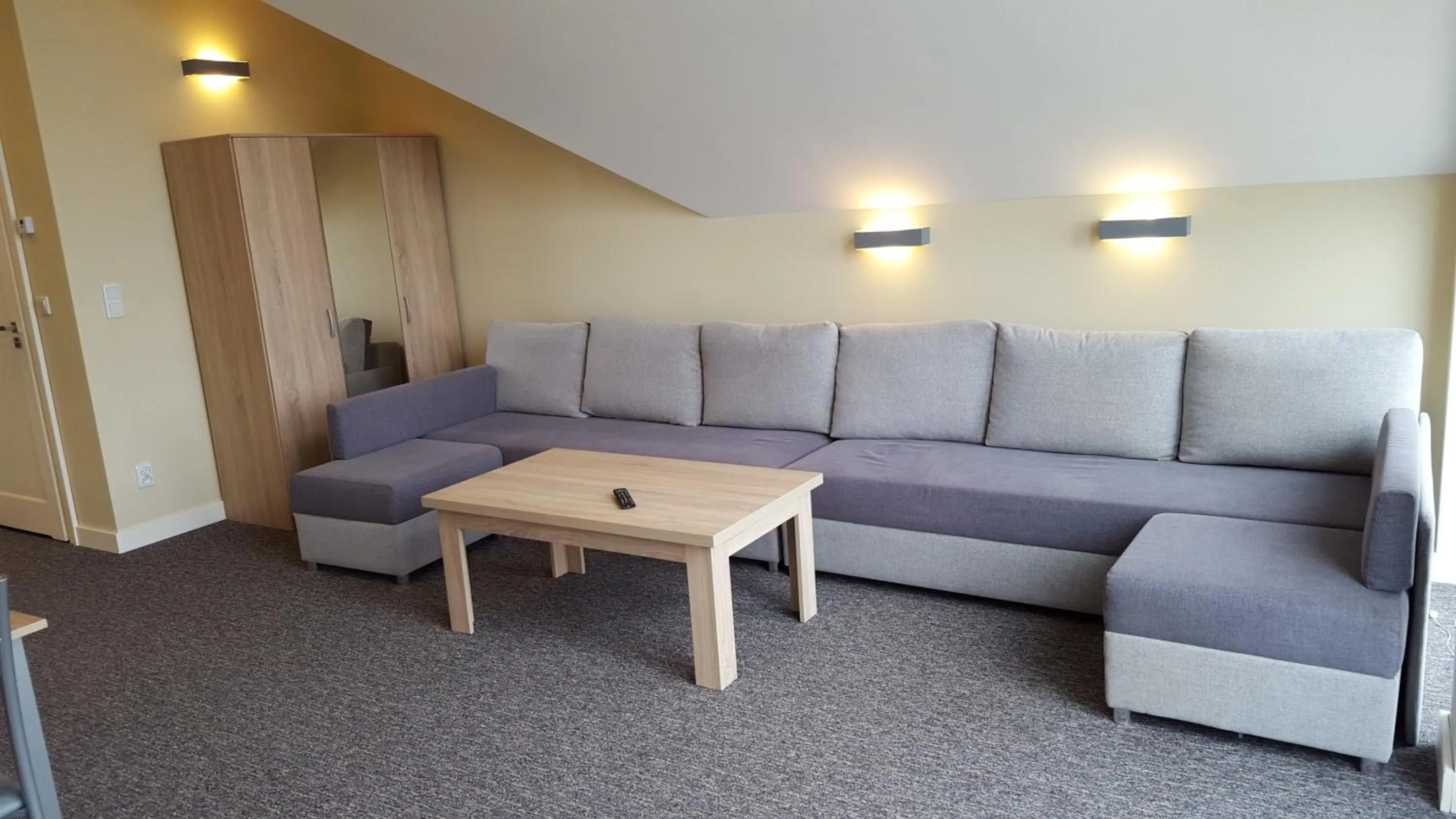 Photo of the whole room in Aparthotel EuforiaPort