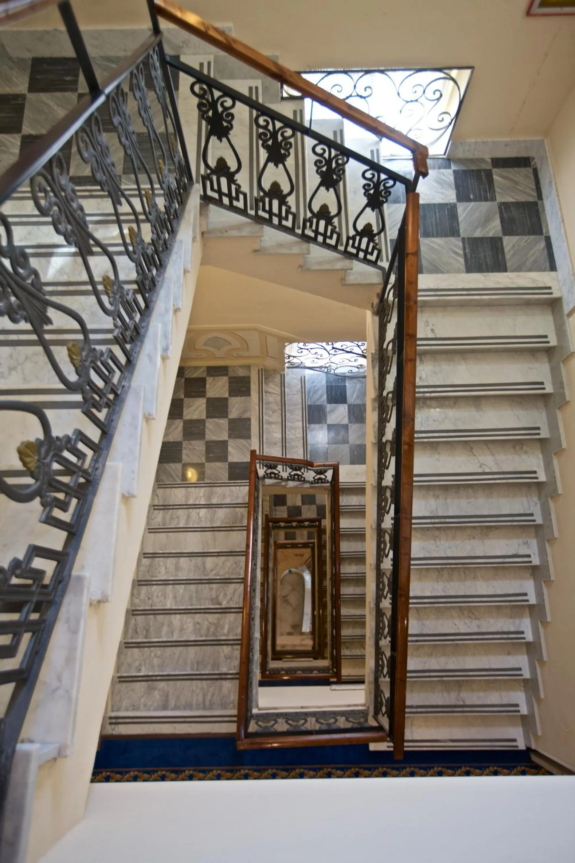 Floor plan in Grand Hotel Mediterranee