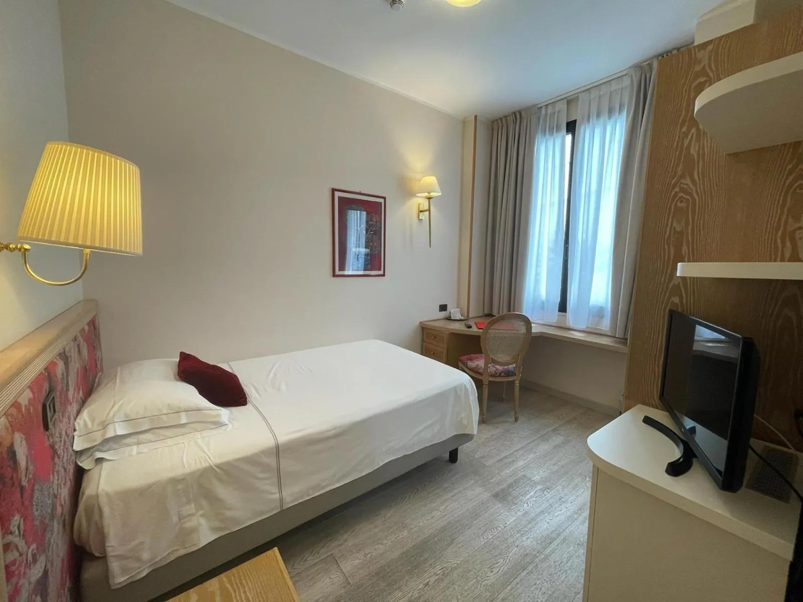 Classic Single Room in Grand Hotel Mediterranee