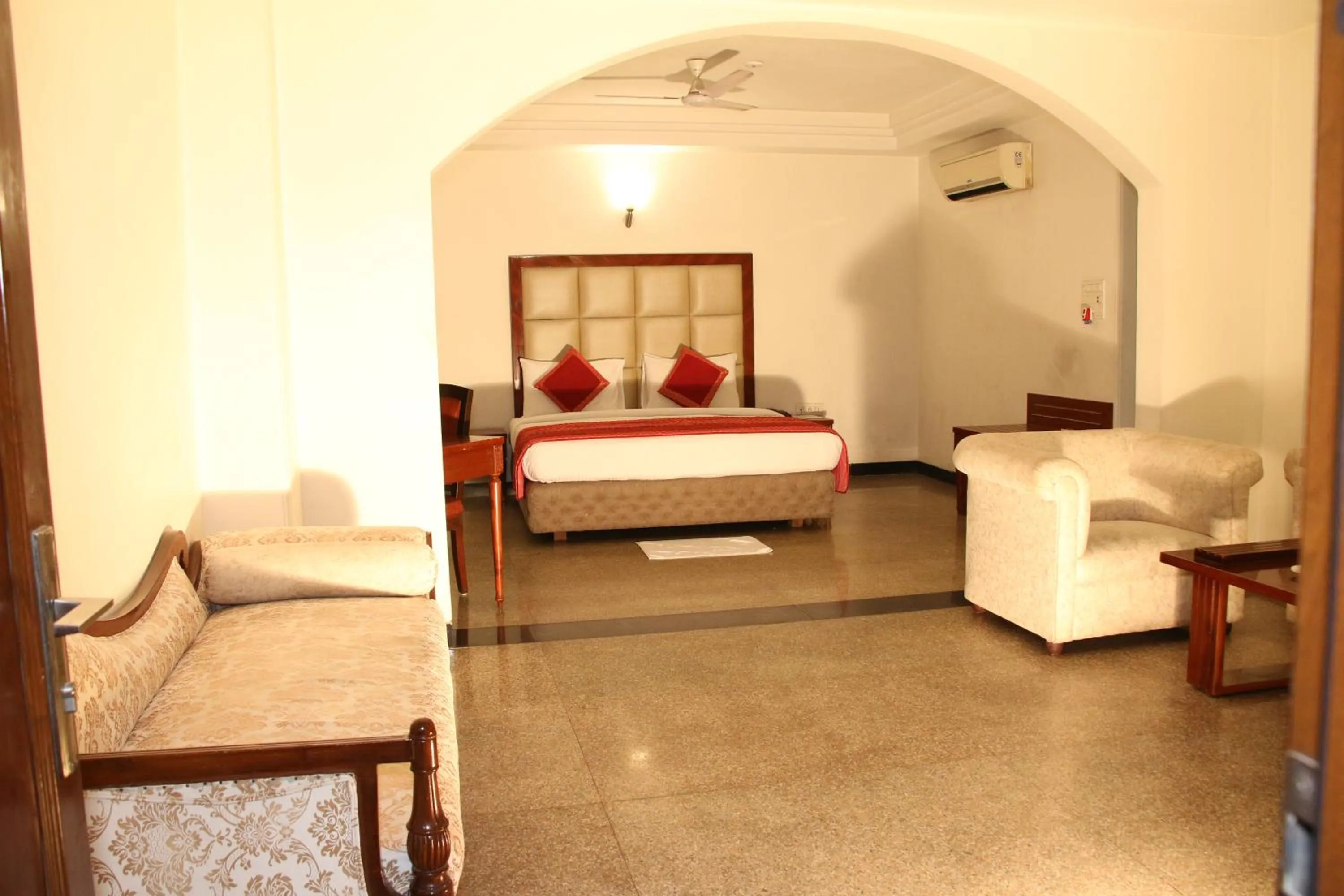 Living room in Lavanya Hotel- Near Alipur, Delhi