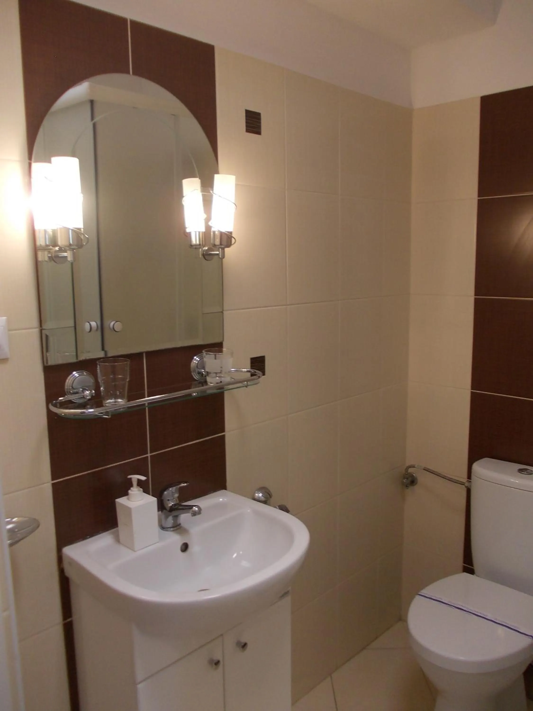 Bathroom in SCSK Żurawia