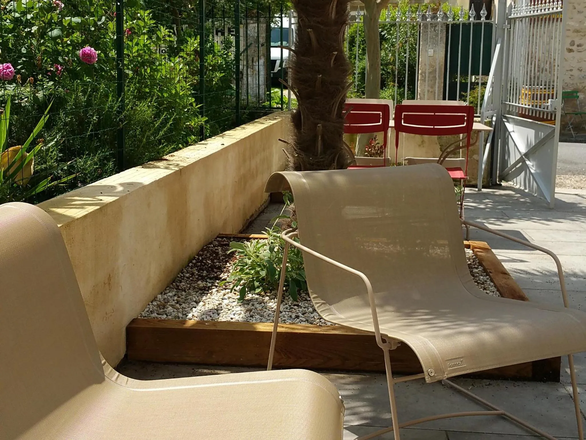 Patio in La Sauternaise, luxury Boutique B&B