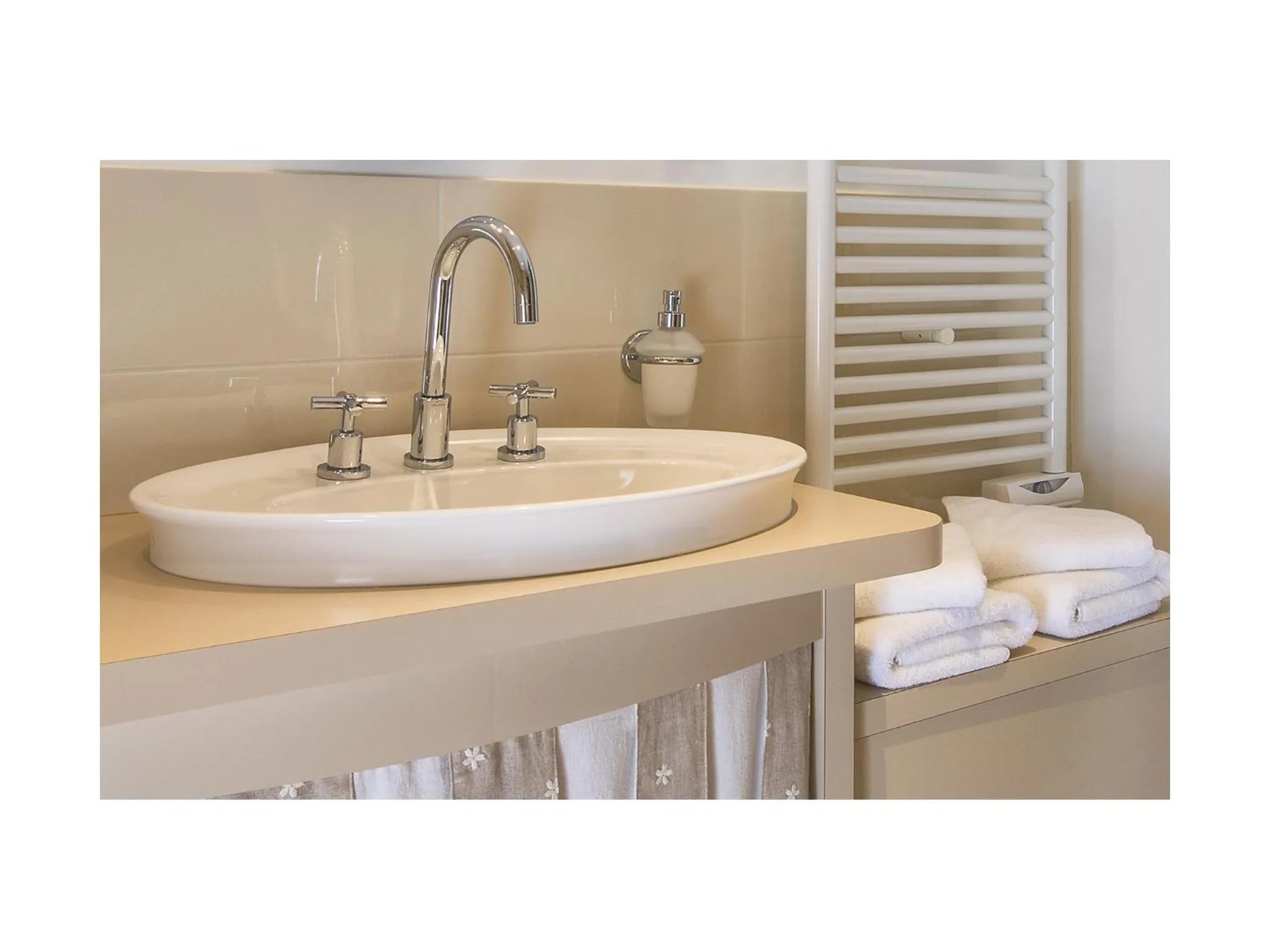 Bathroom in La Sauternaise, luxury Boutique B&B