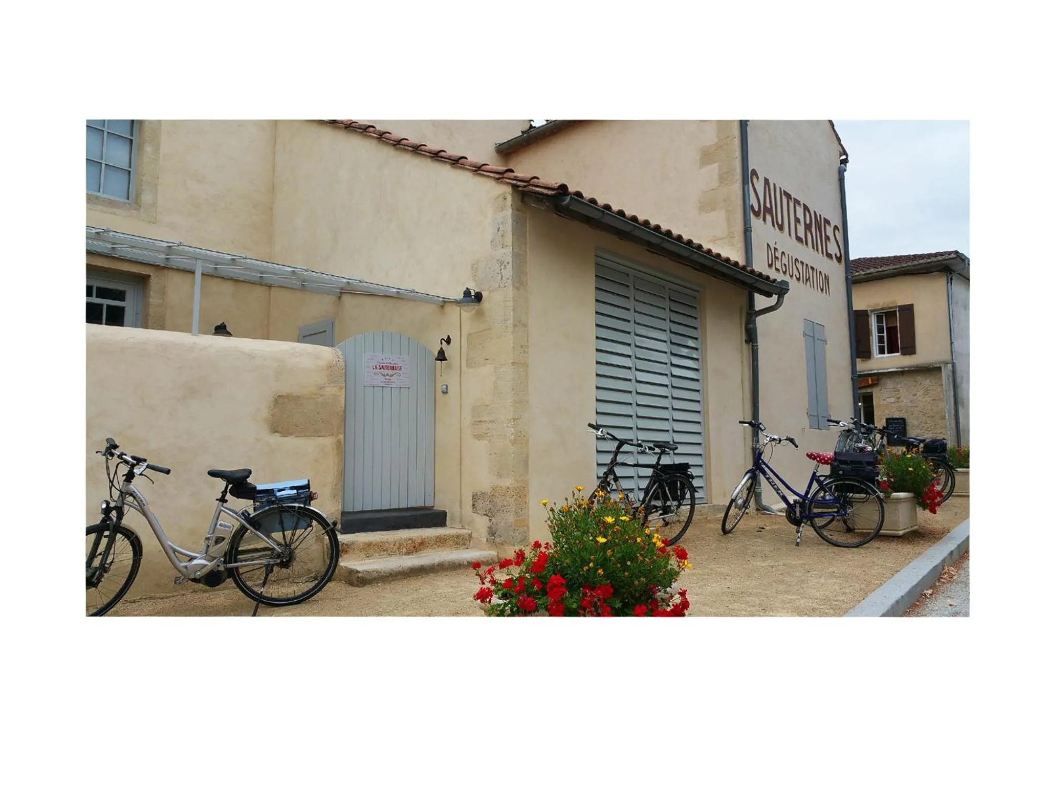 Off site in La Sauternaise, luxury Boutique B&B