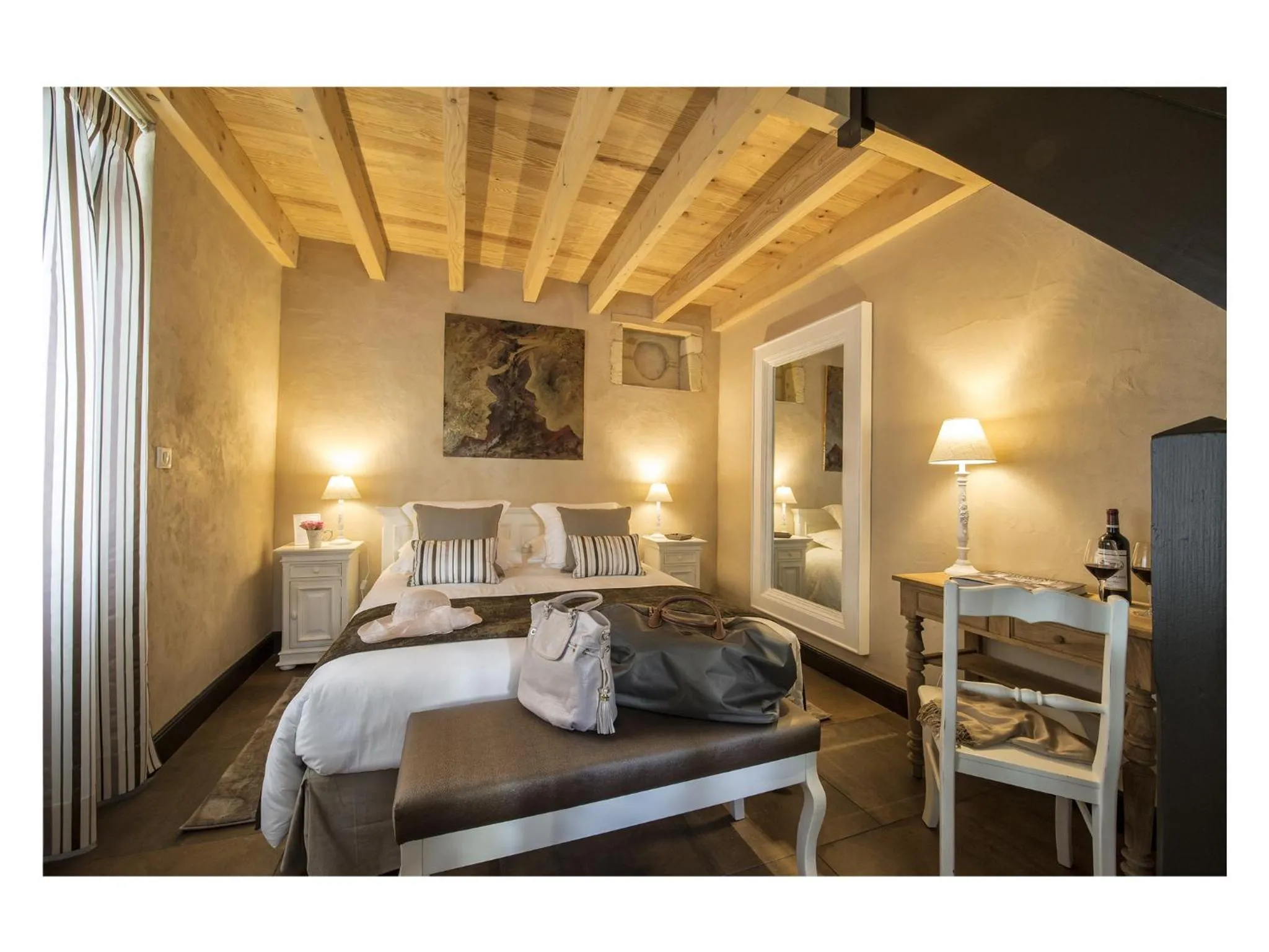 Sauna, Bed in La Sauternaise, luxury Boutique B&B