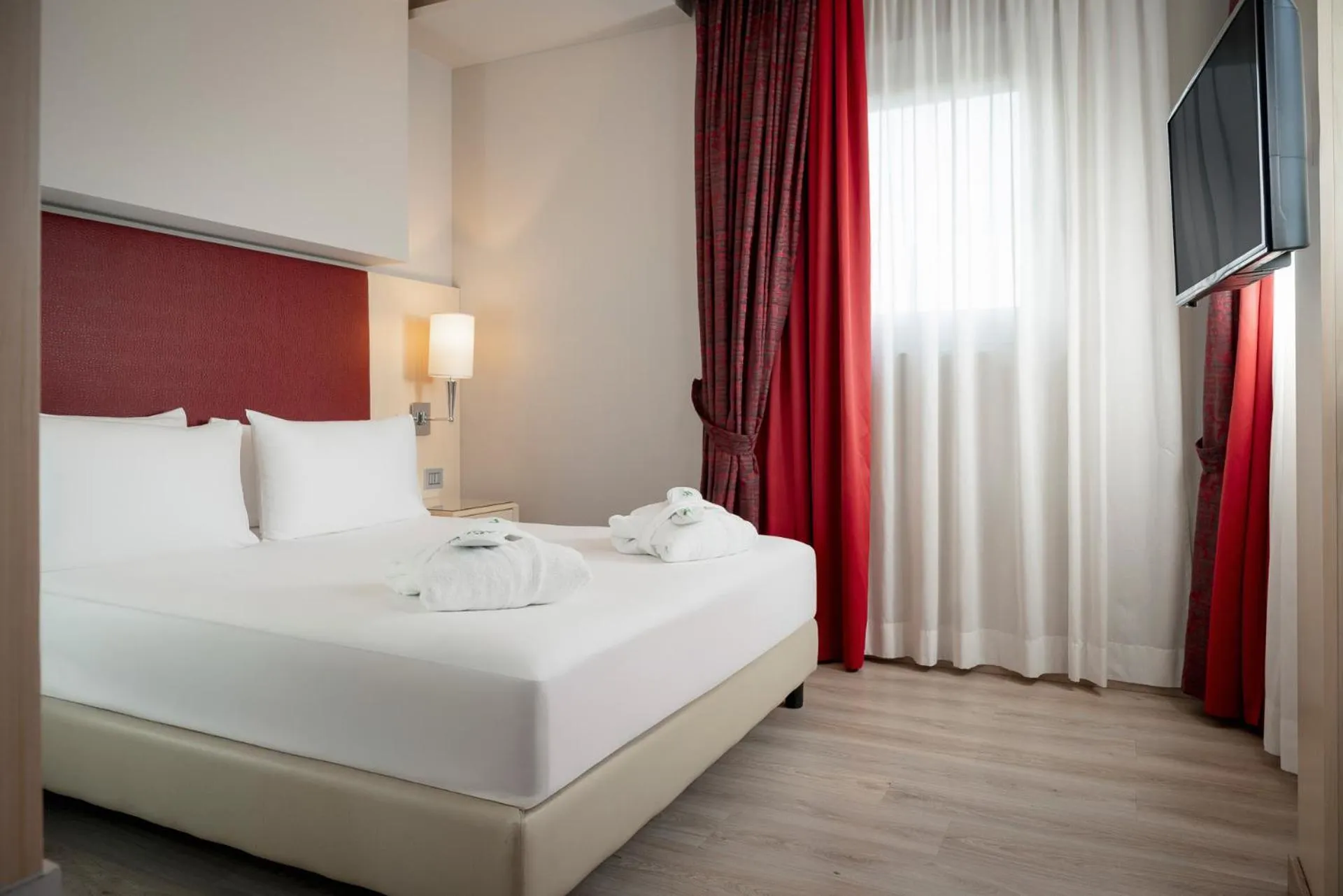 Bed in Just Hotel Lomazzo Fiera