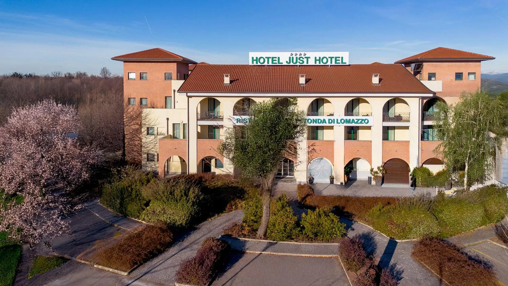 Property building in Just Hotel Lomazzo Fiera