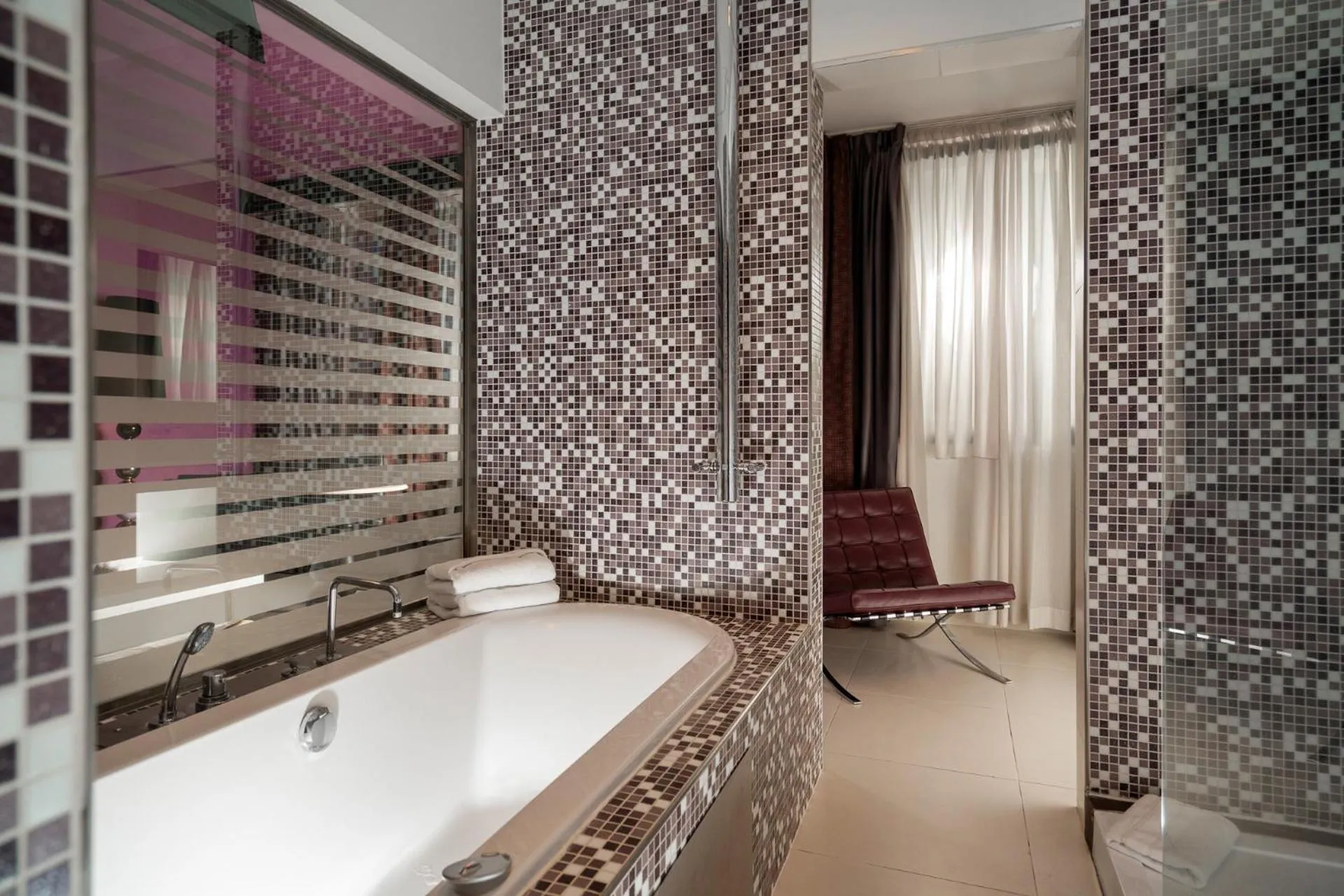 Bathroom in Just Hotel Lomazzo Fiera