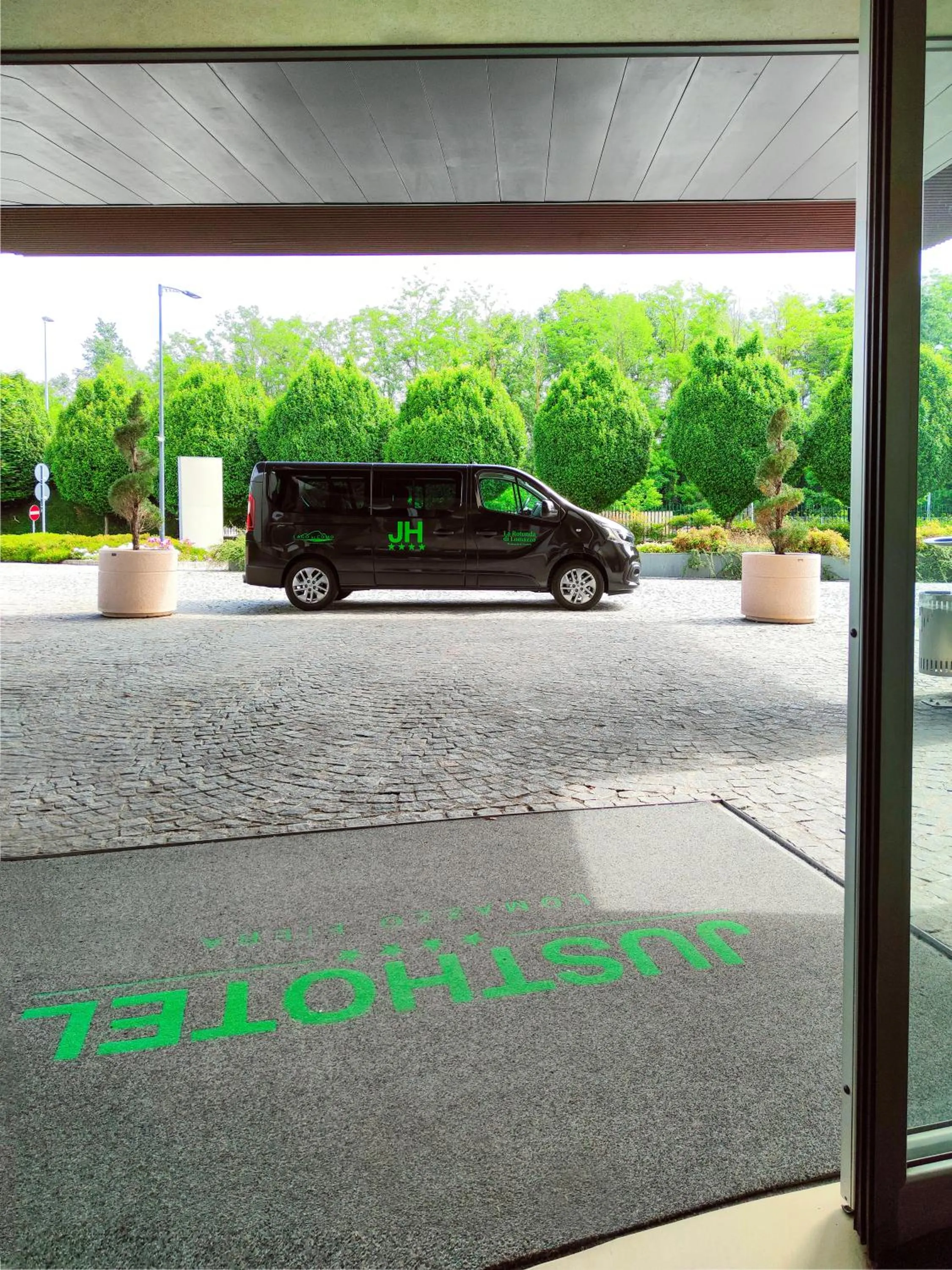 Parking in Just Hotel Lomazzo Fiera