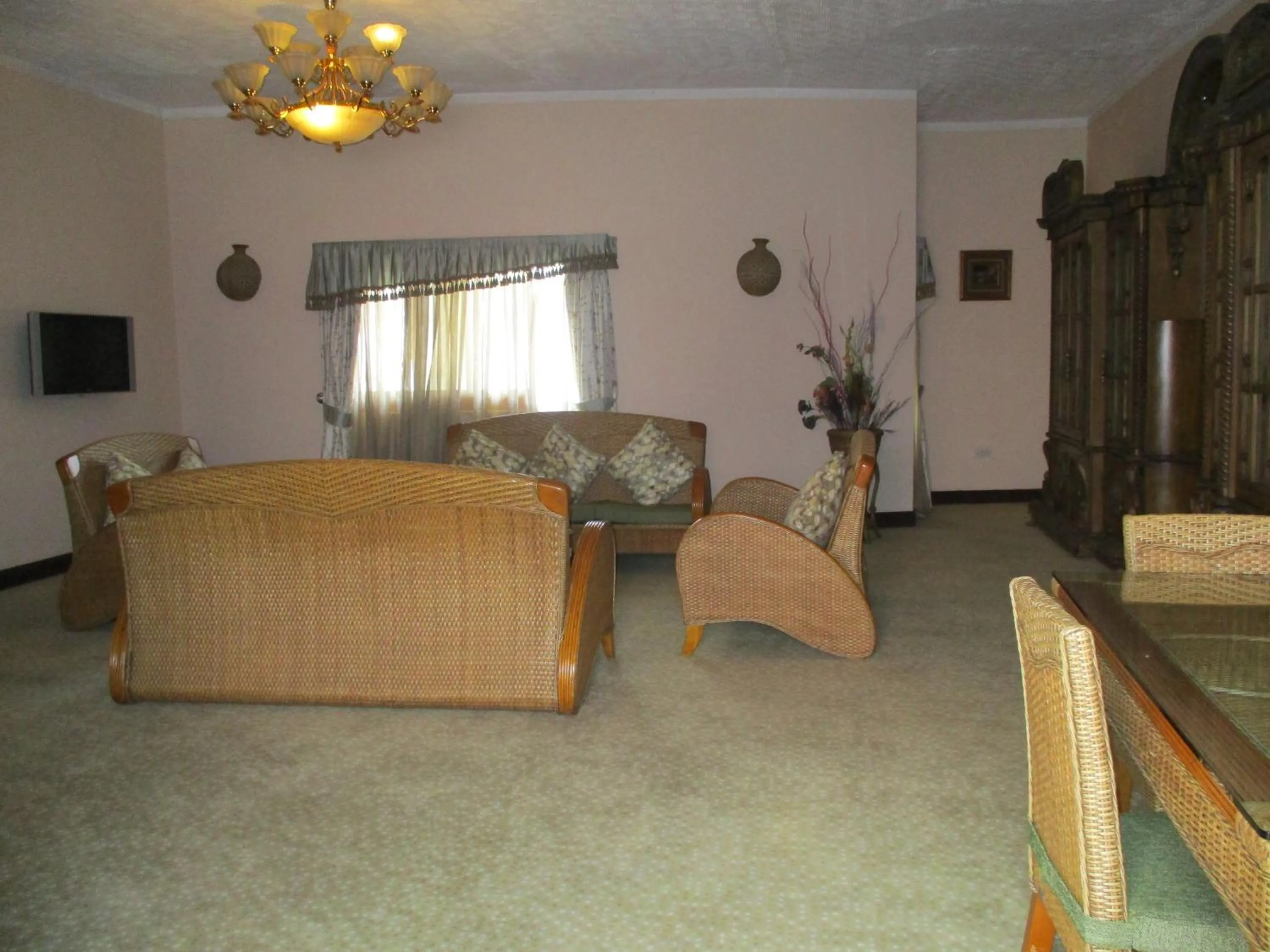 Communal lounge/ TV room in Imperial Royale Hotel