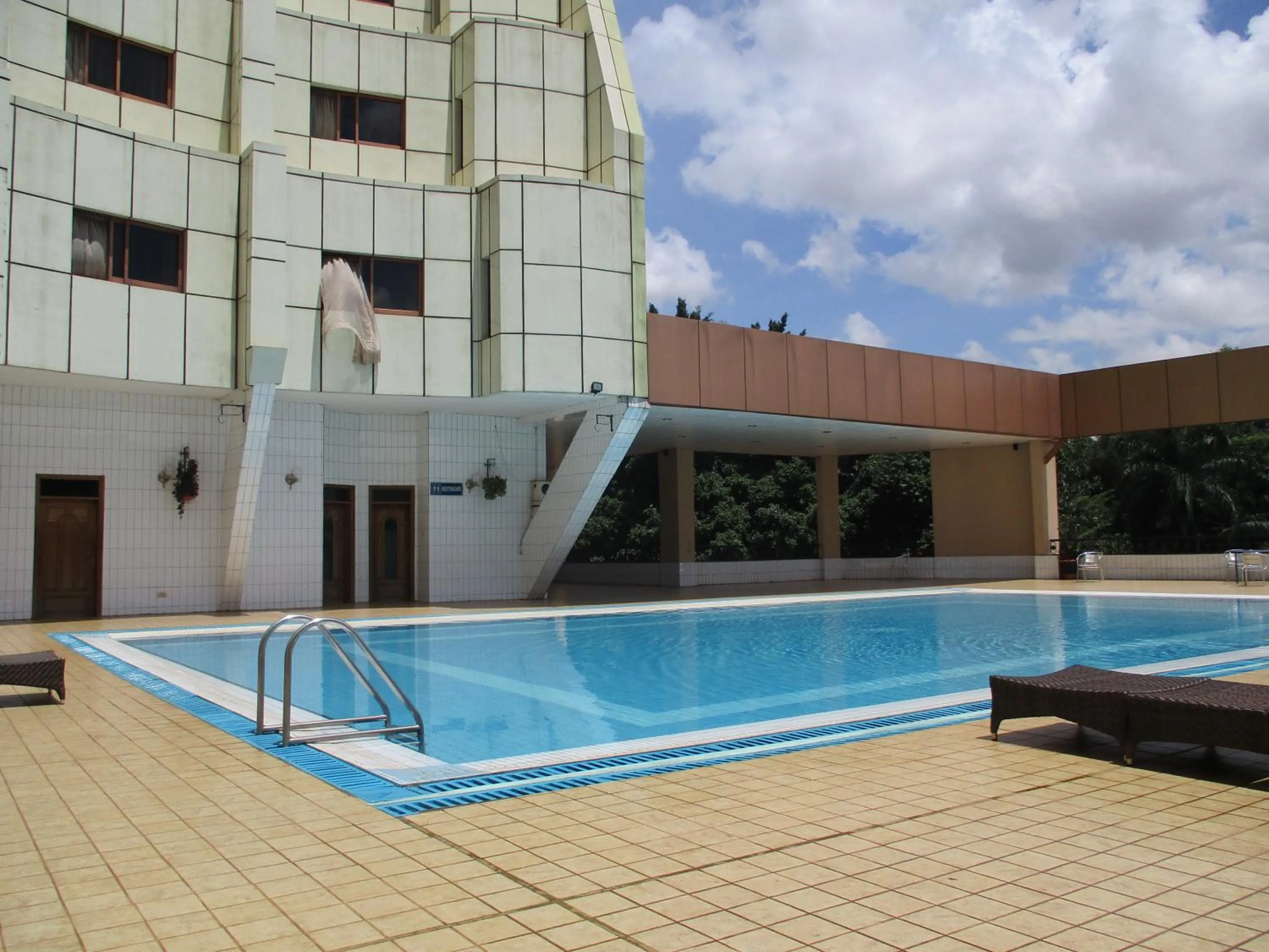 Swimming pool in Imperial Royale Hotel