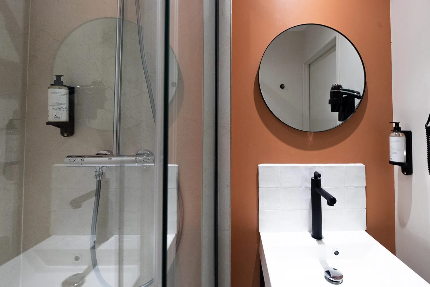 Bathroom in Hôtel de la Plage