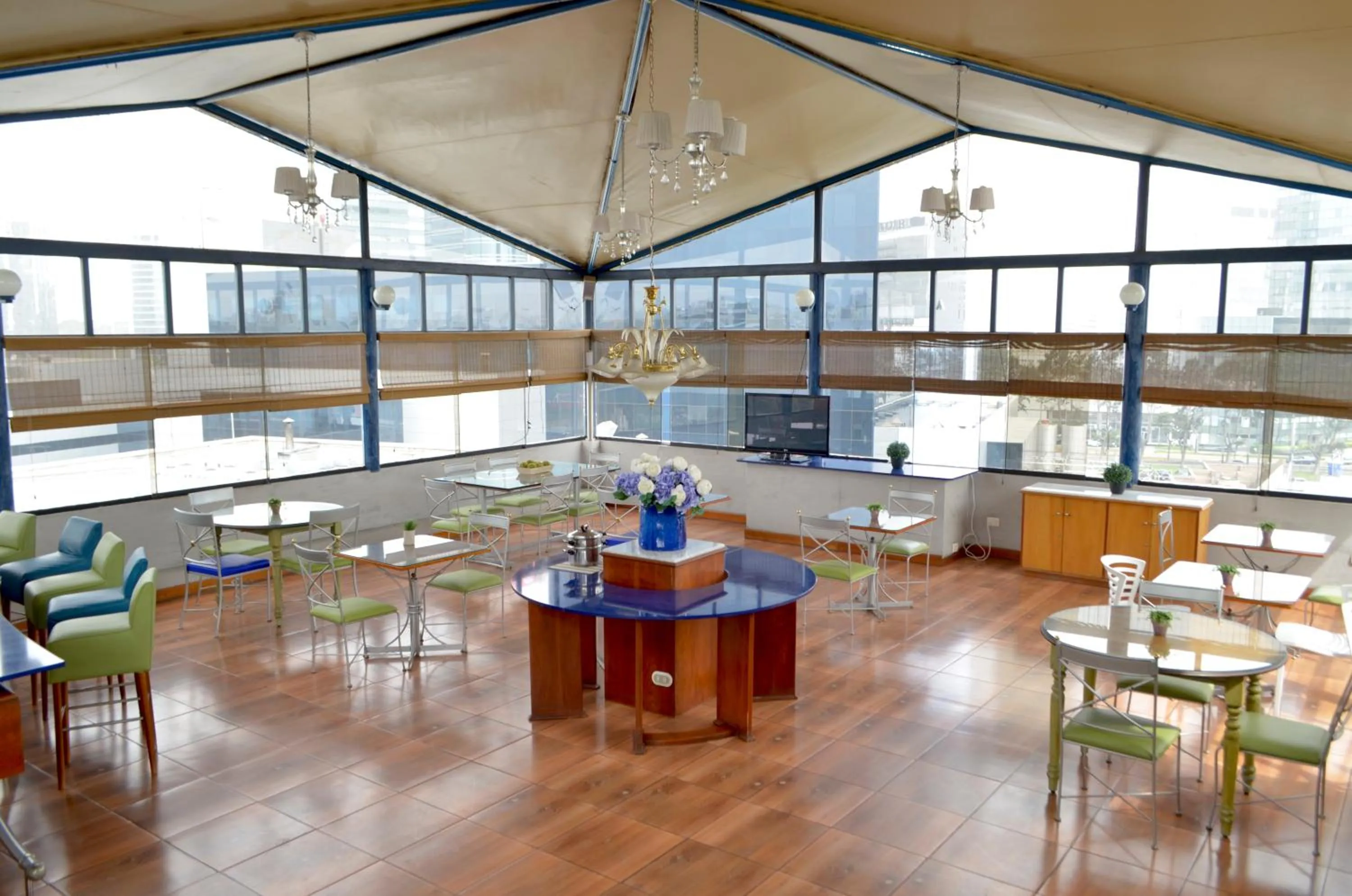 Meeting/conference room in Daniel's Apart Hotel