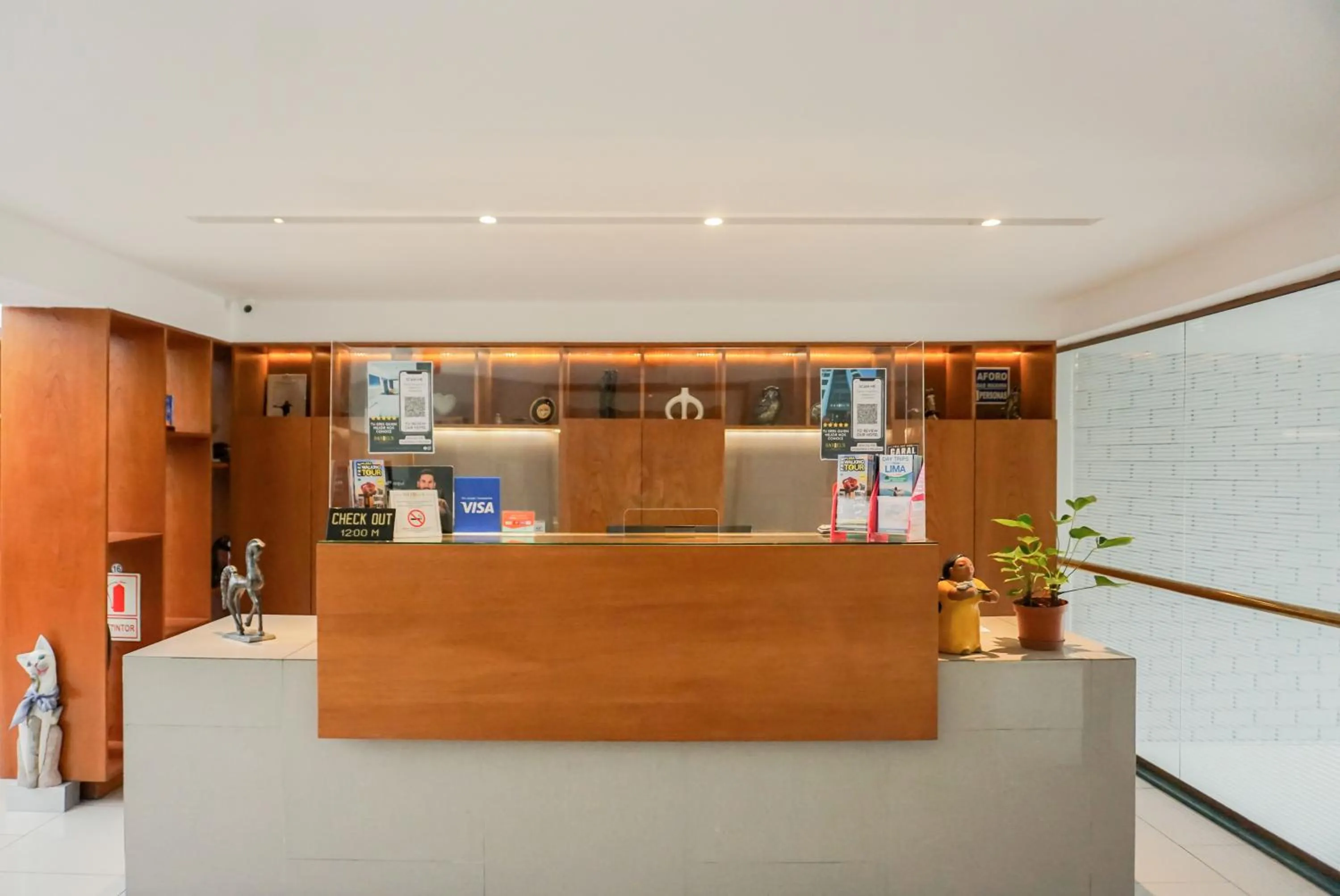 Lobby or reception in Daniel's Apart Hotel