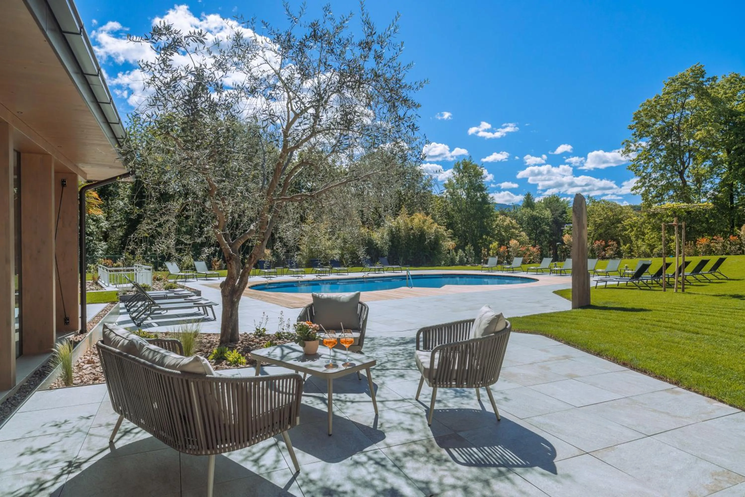 Swimming pool in Hotel Ansitz Rungghof