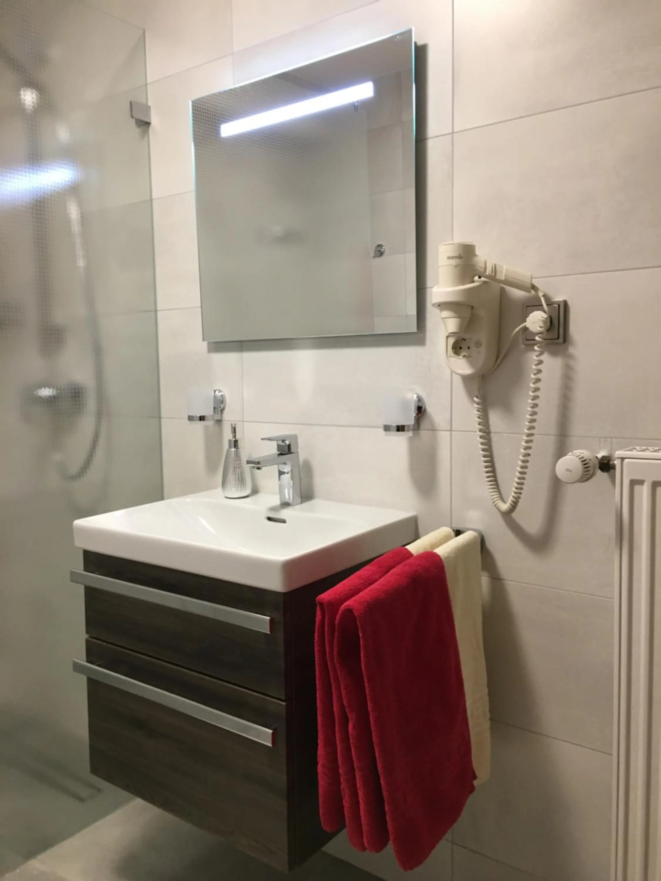 Bathroom in Ferienwohnung "an der Wiesent"
