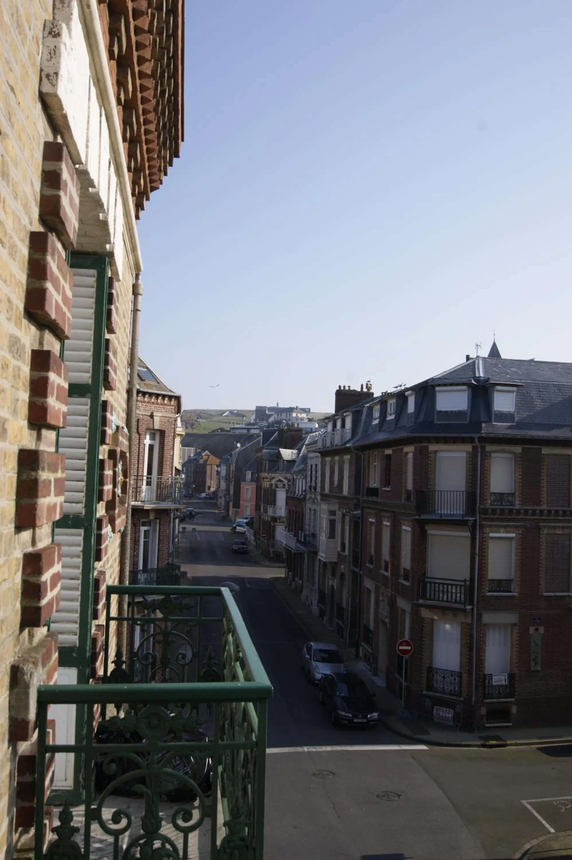 Street view in Simple Asile