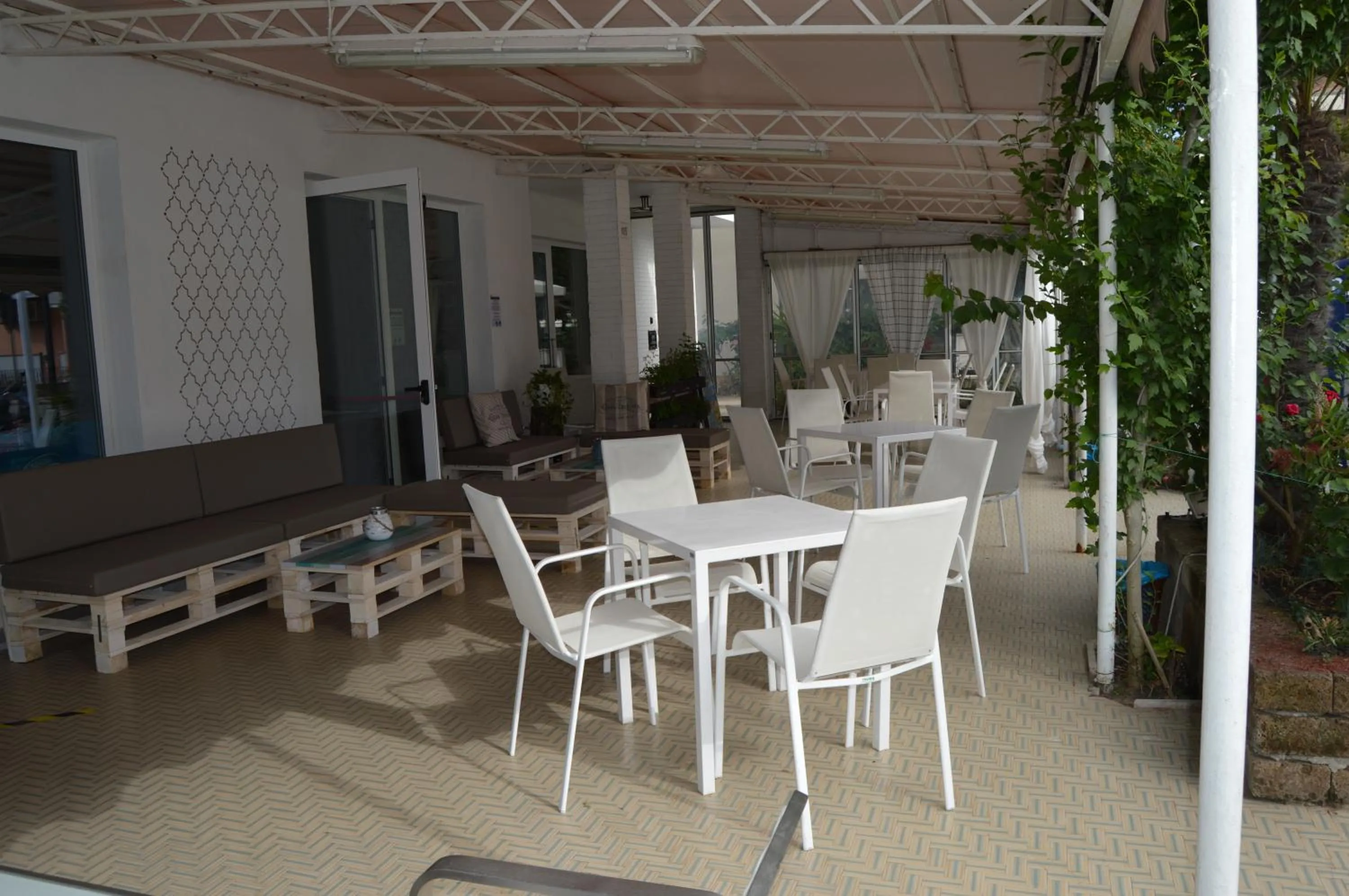 Restaurant/places to eat in Pensione Rossi