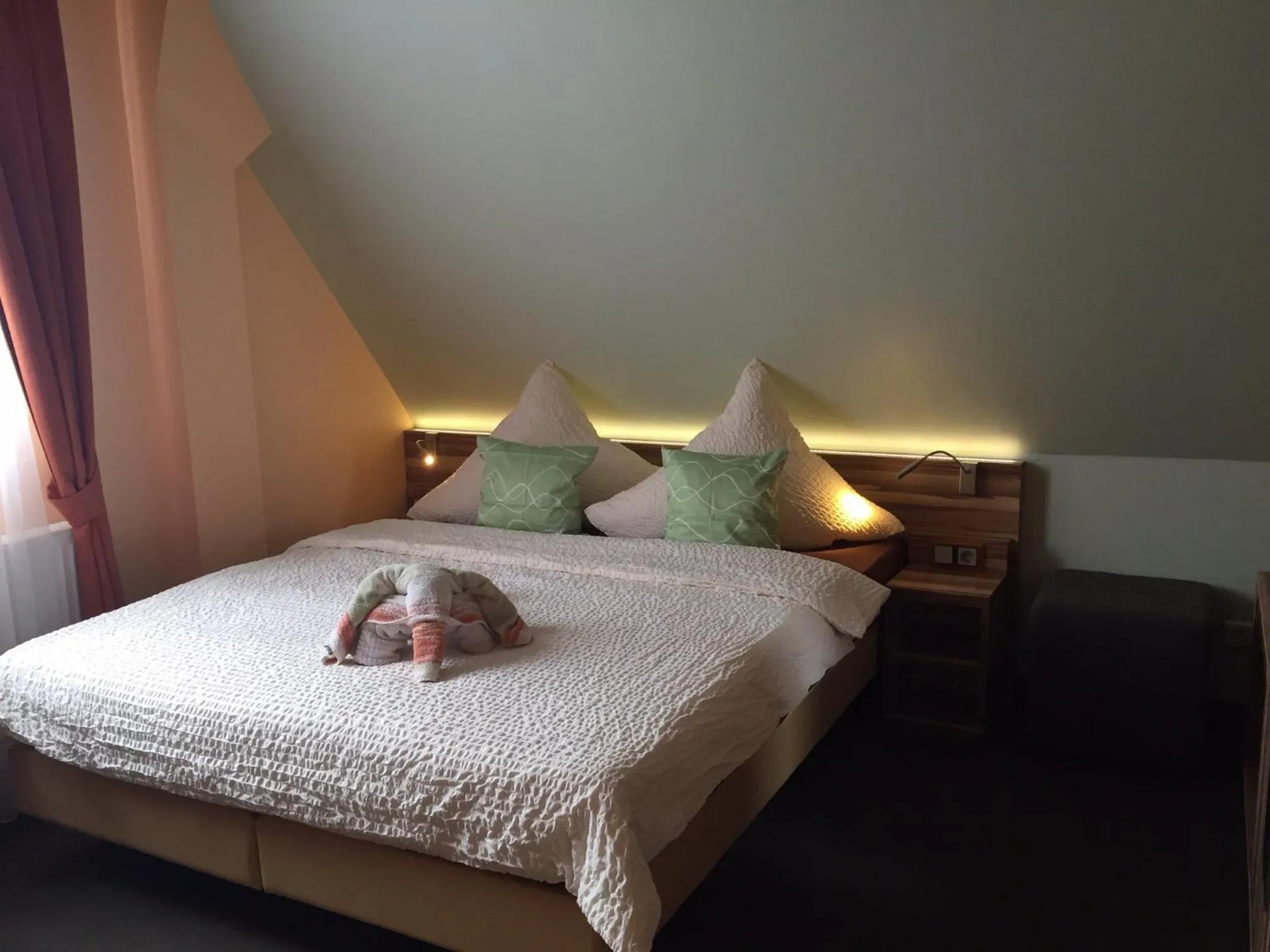 Photo of the whole room, Bed in Hotel Meereswoge