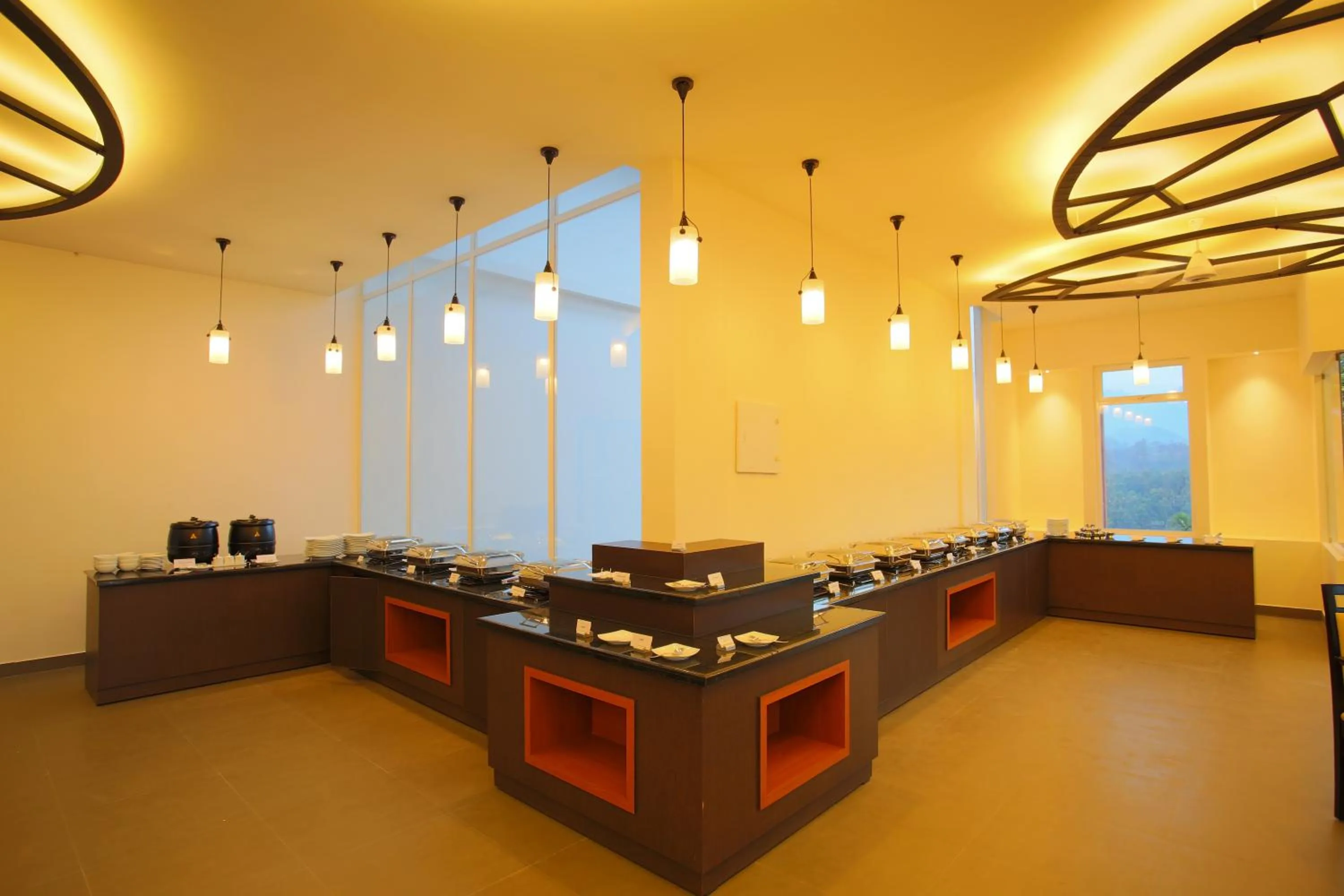 Restaurant/places to eat in The Leaf Munnar