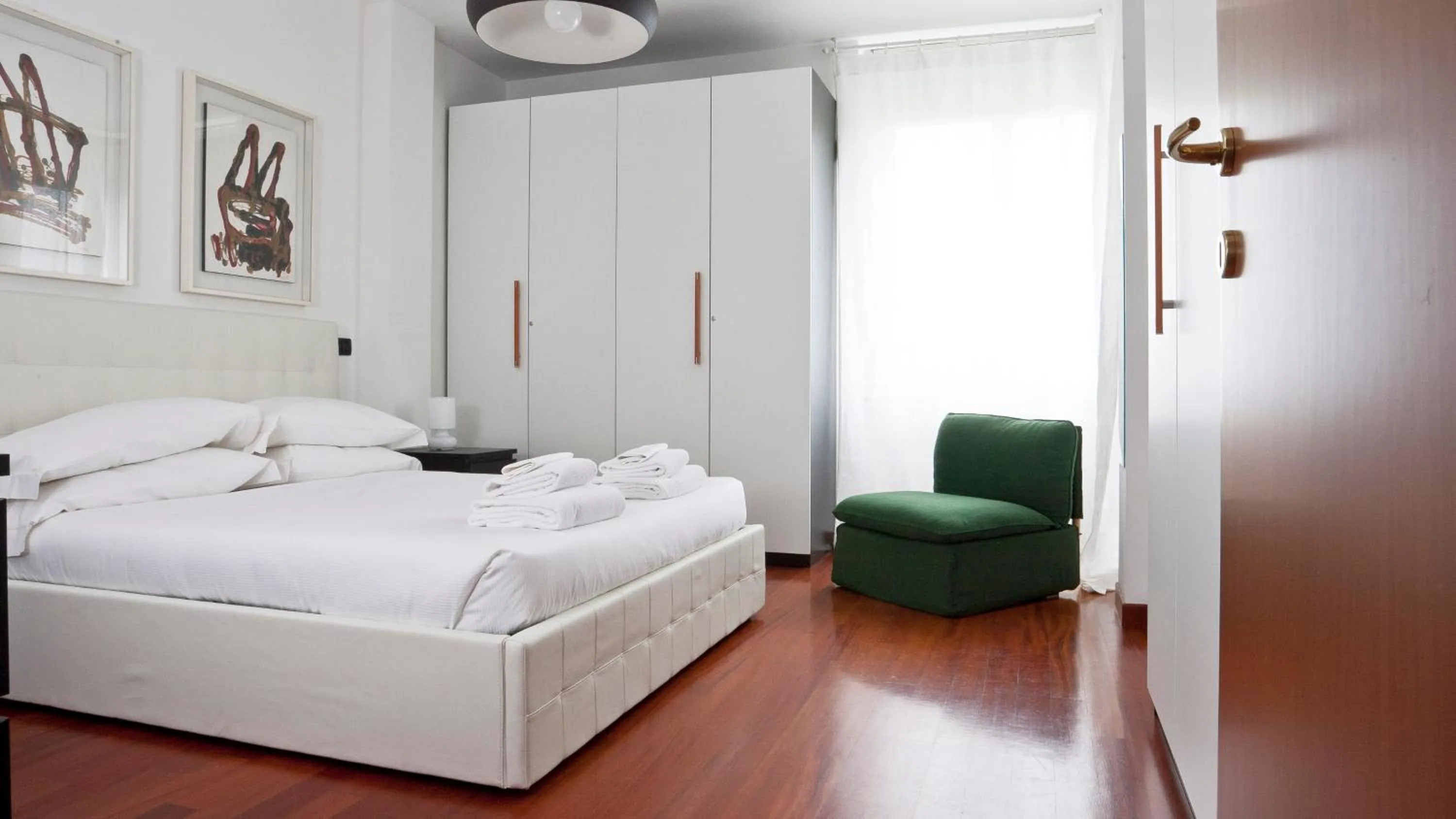 Bedroom, Bed in Italianway Comfort - Zanella 10