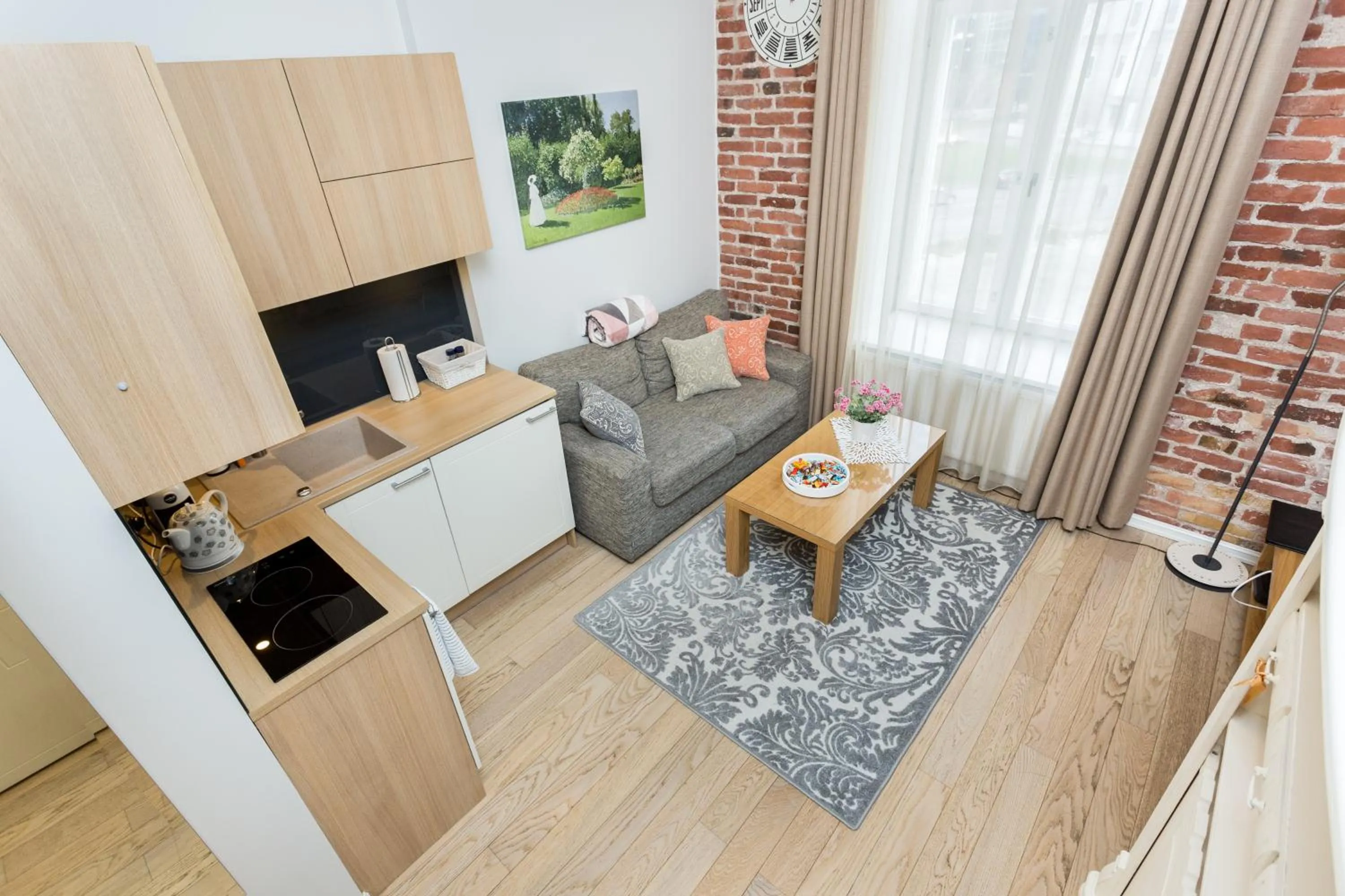 Photo of the whole room in Angleterre Apartments