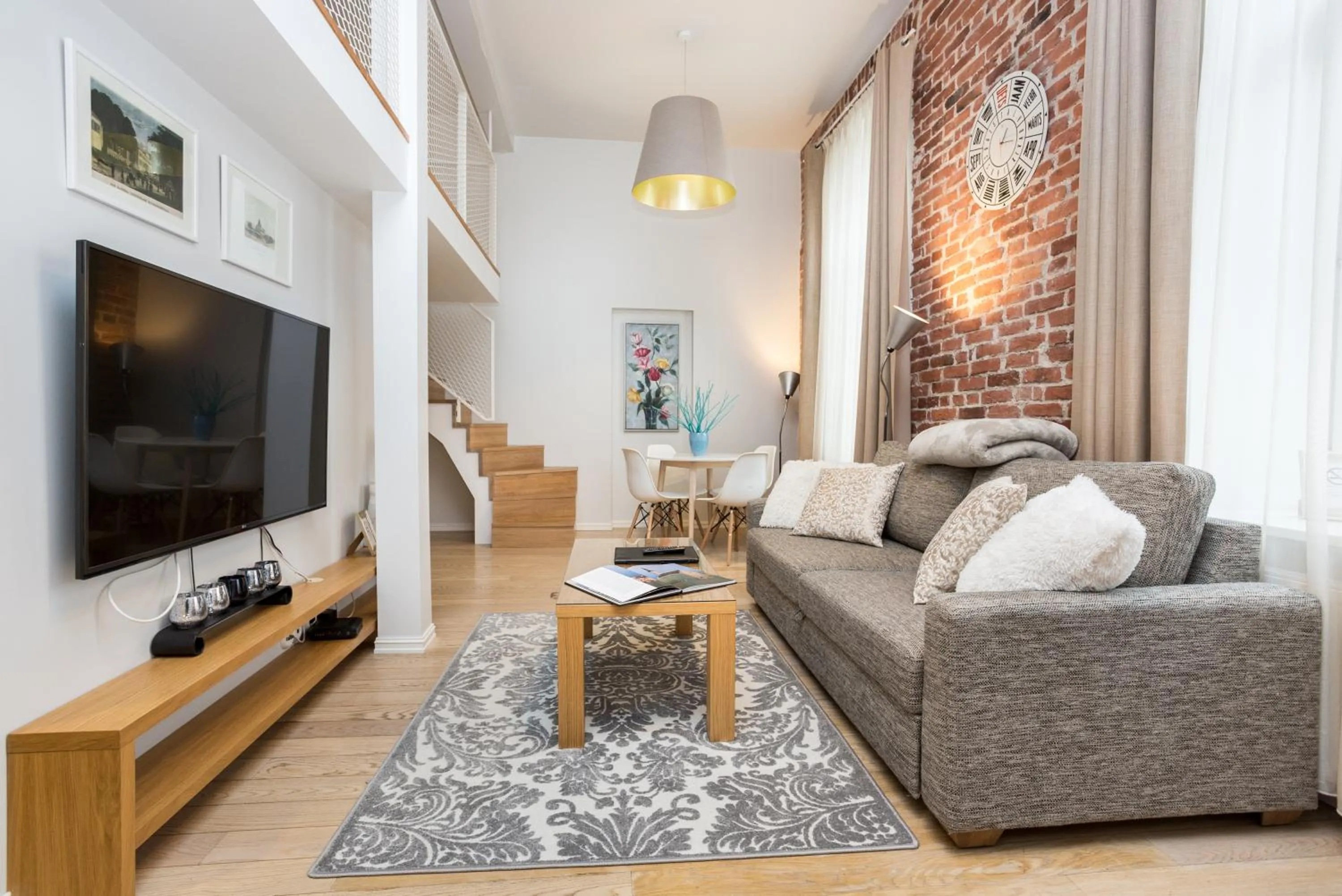 Photo of the whole room in Angleterre Apartments