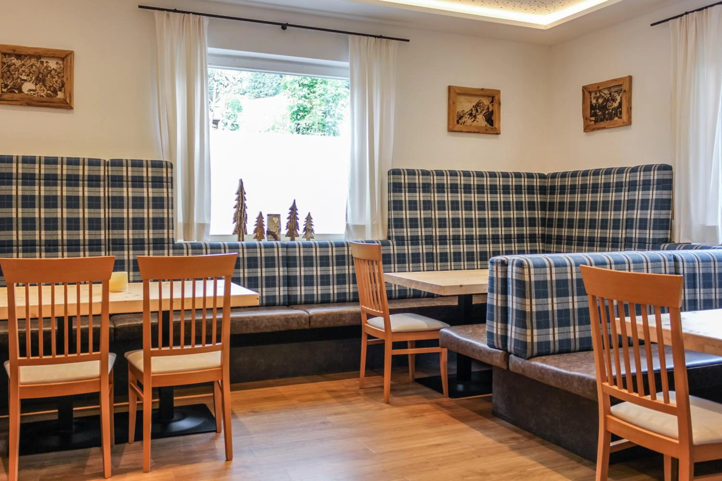 Restaurant/places to eat in Familienhotel Botenwirt