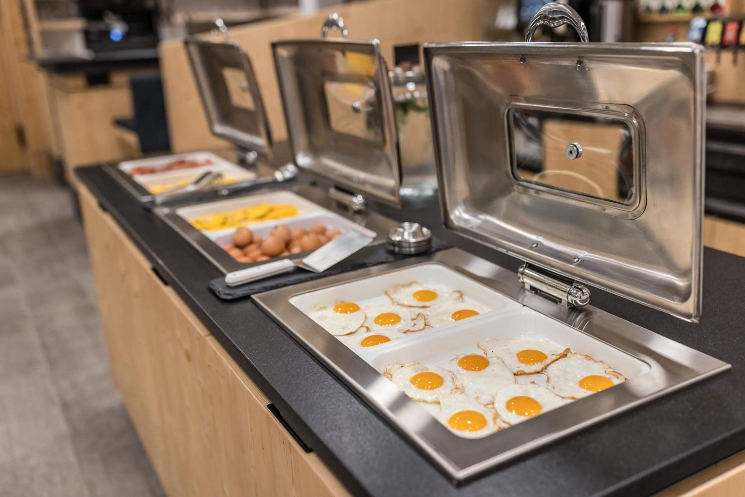 Buffet breakfast in Familienhotel Botenwirt