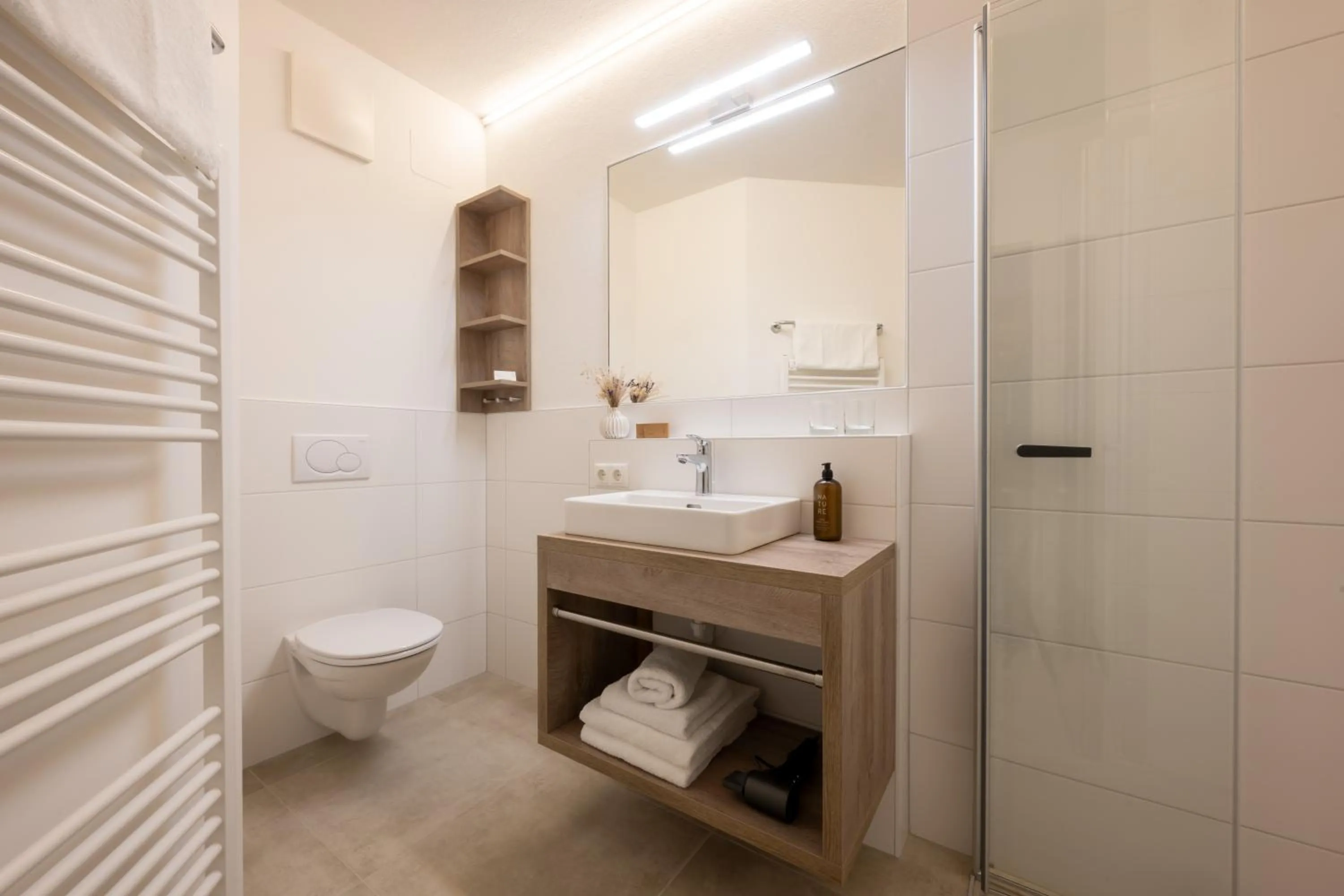 Bathroom in Familienhotel Botenwirt