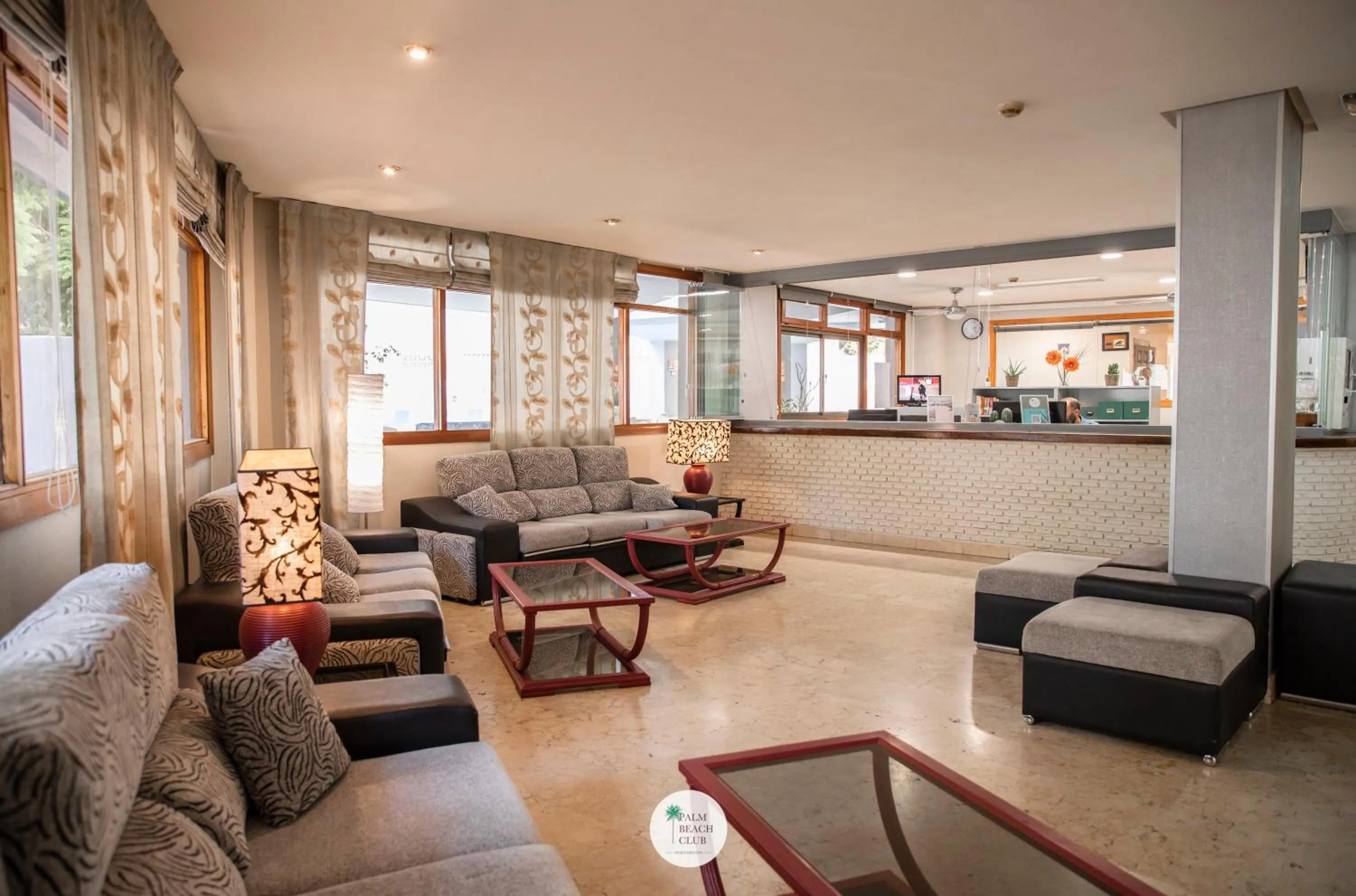 Lobby or reception in Palm Beach Club Apartamentos Carihuela