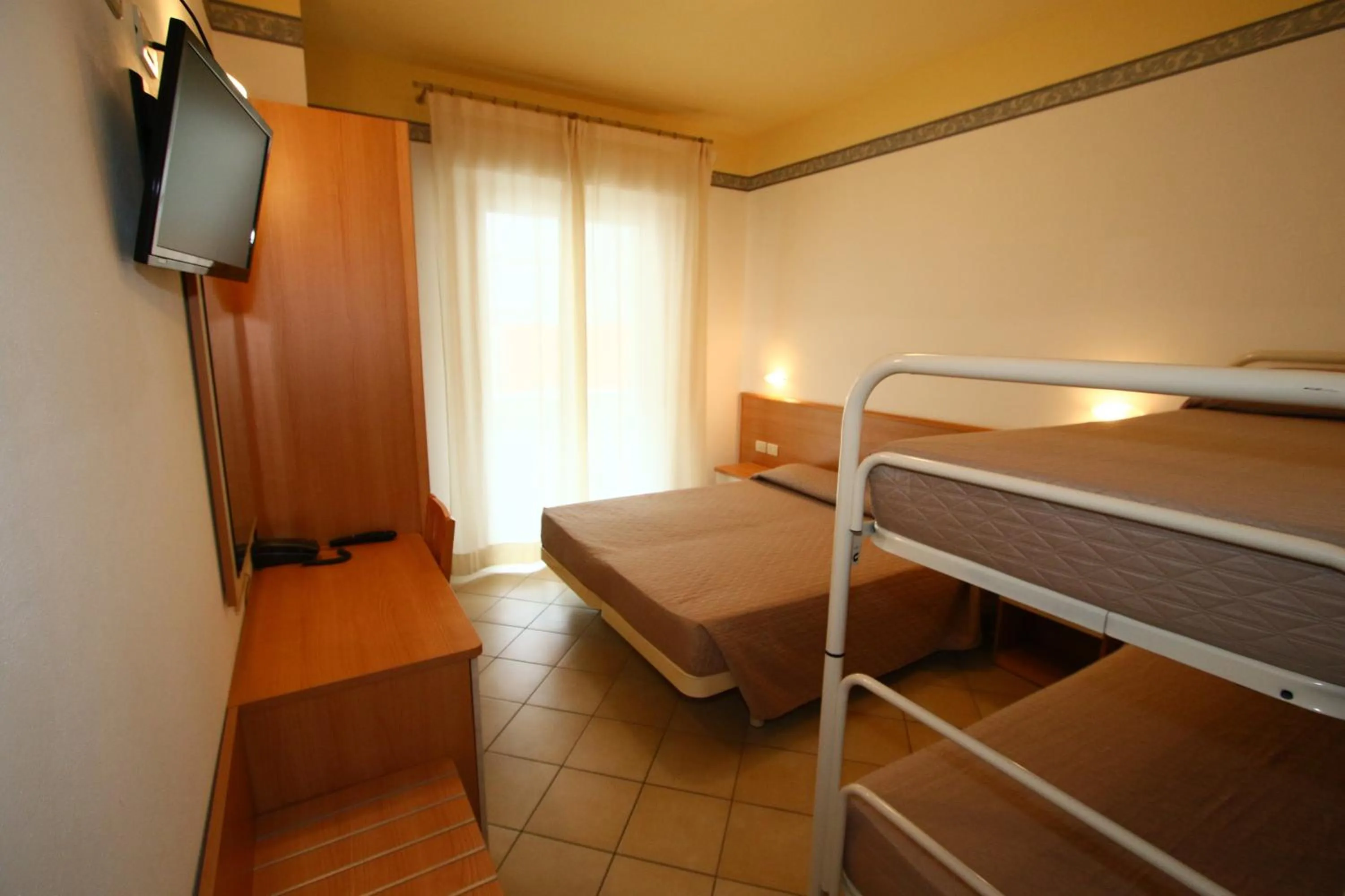 Bedroom, Bed in Hotel Boom