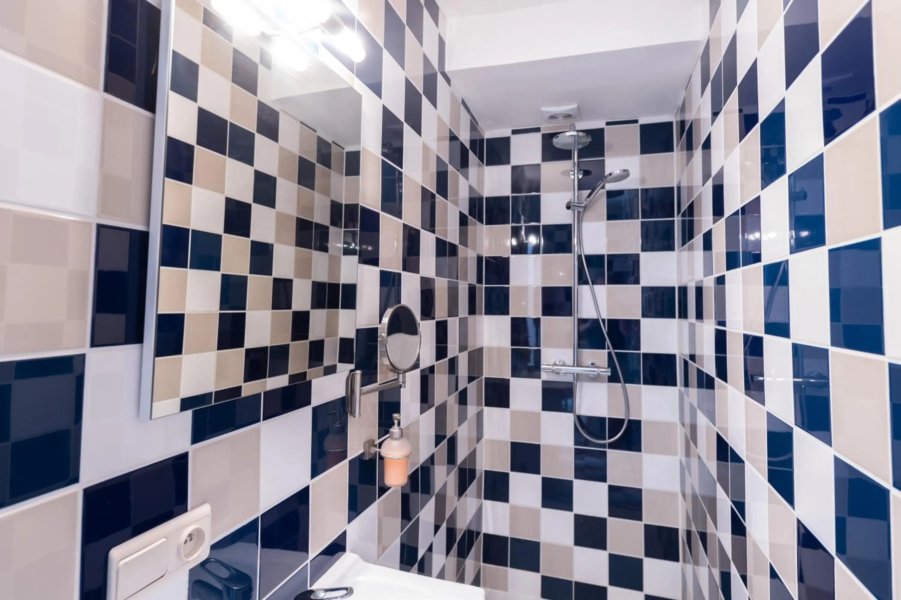 Shower in Fred&Breakfast