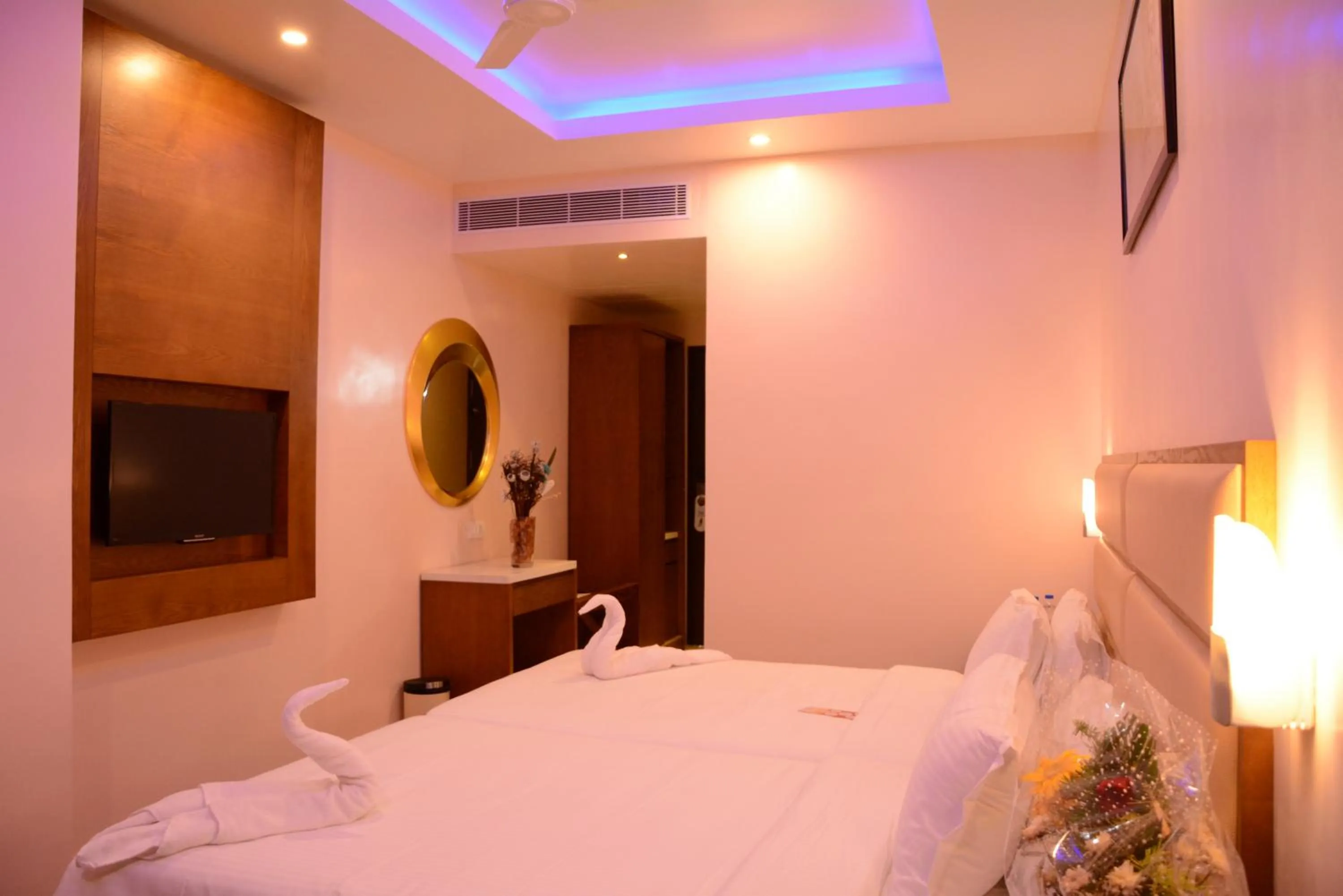 Bedroom, Bed in Kani Residency Hotel