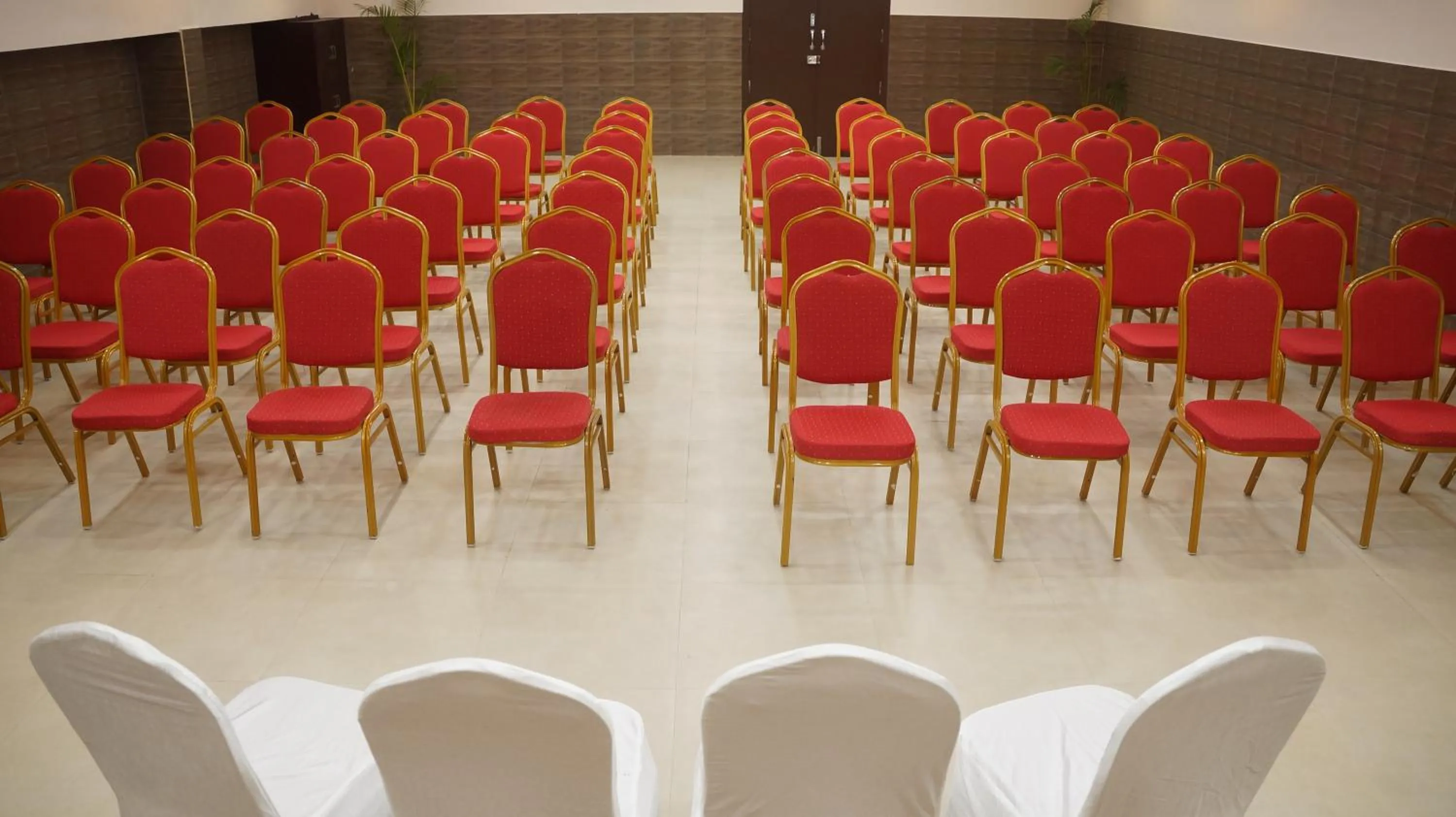Seating area in Kani Residency Hotel