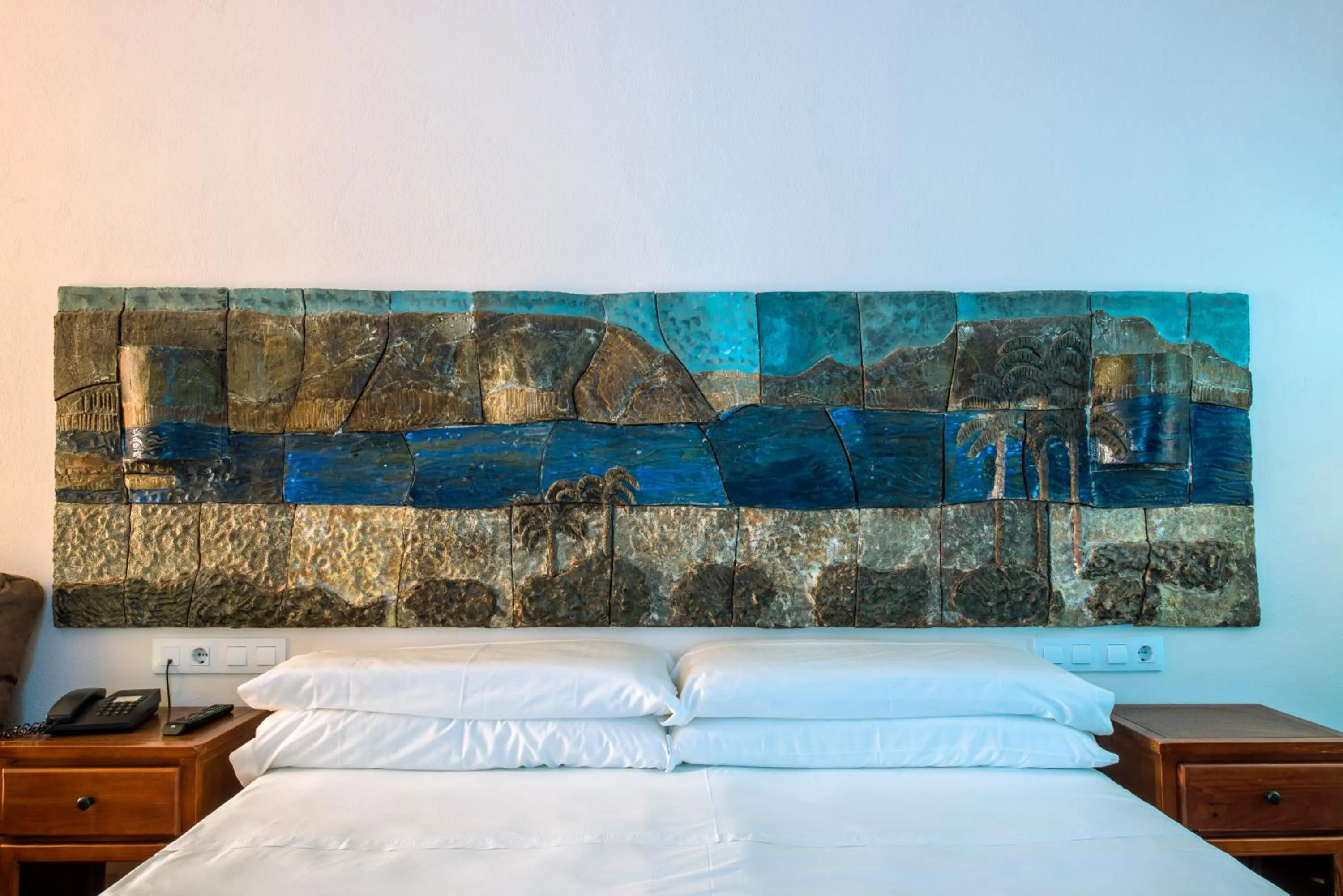 Bed in Hotel de Naturaleza Rodalquilar & Spa Cabo de Gata