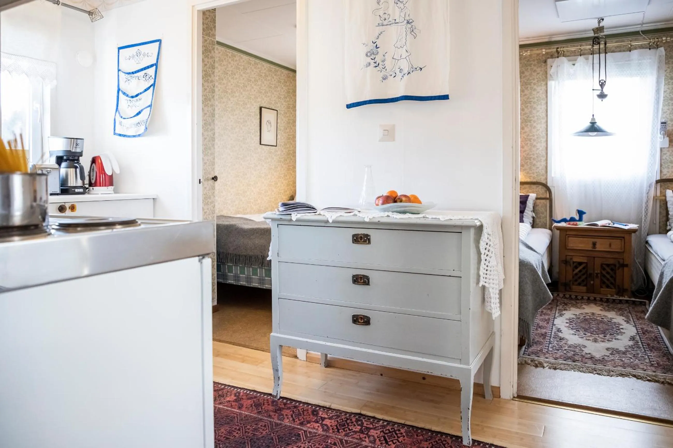 Photo of the whole room, Bed in Skotteksgården Cottages