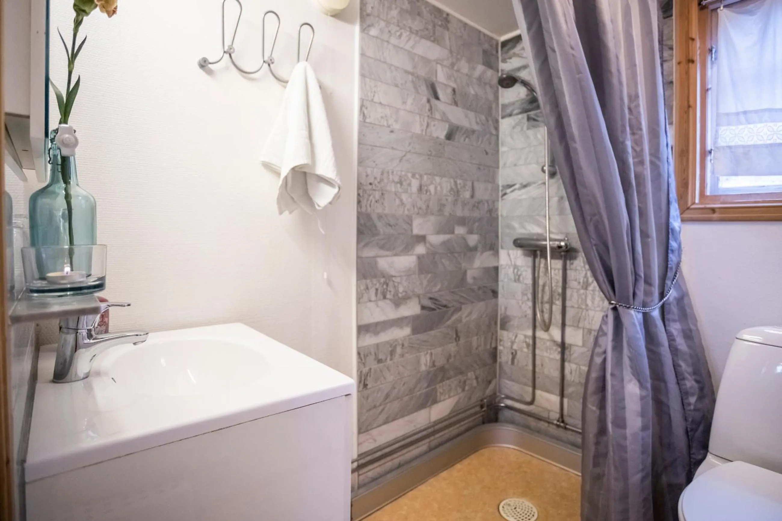 Bathroom in Skotteksgården Cottages