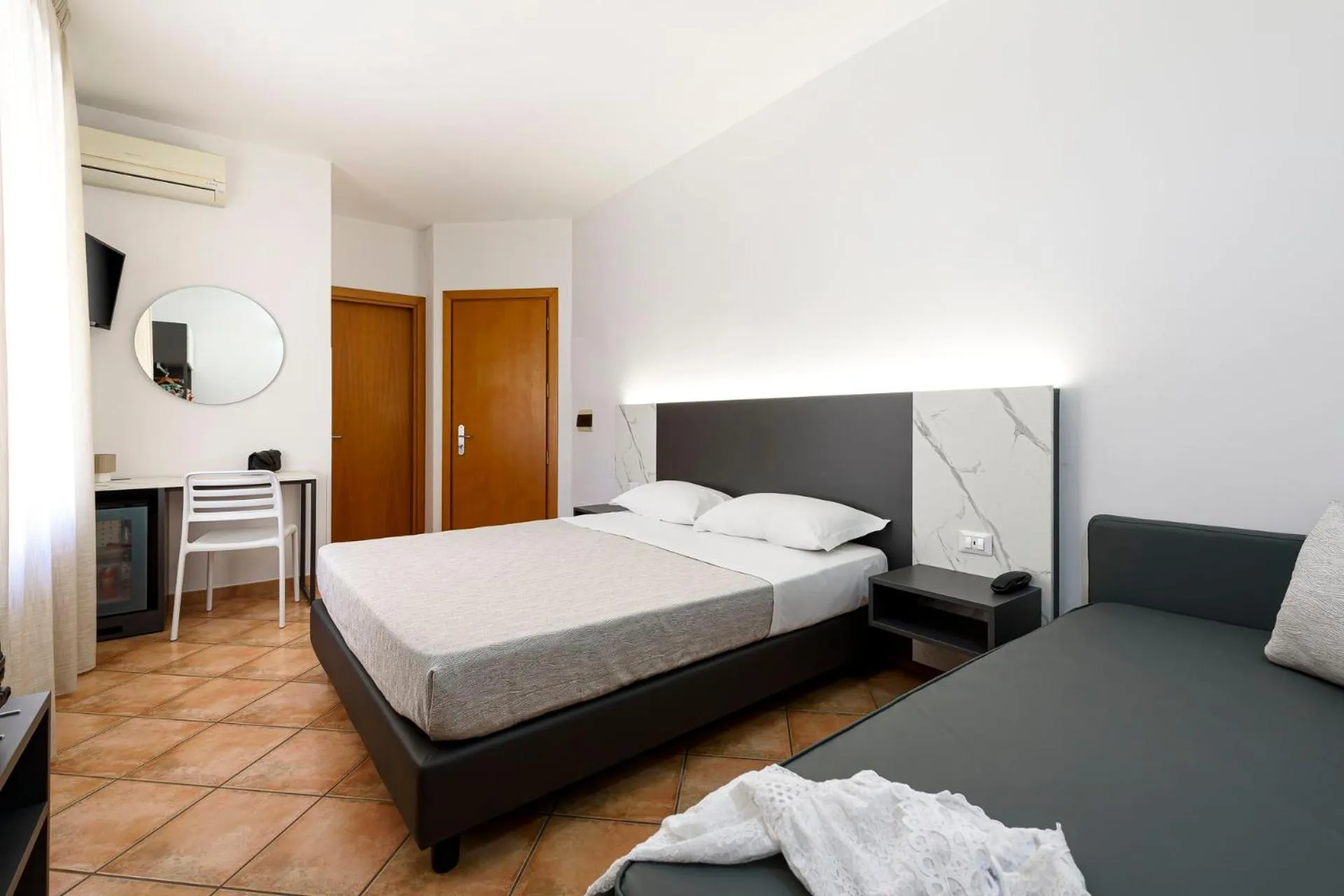 TV and multimedia, Bed in Sun Garden